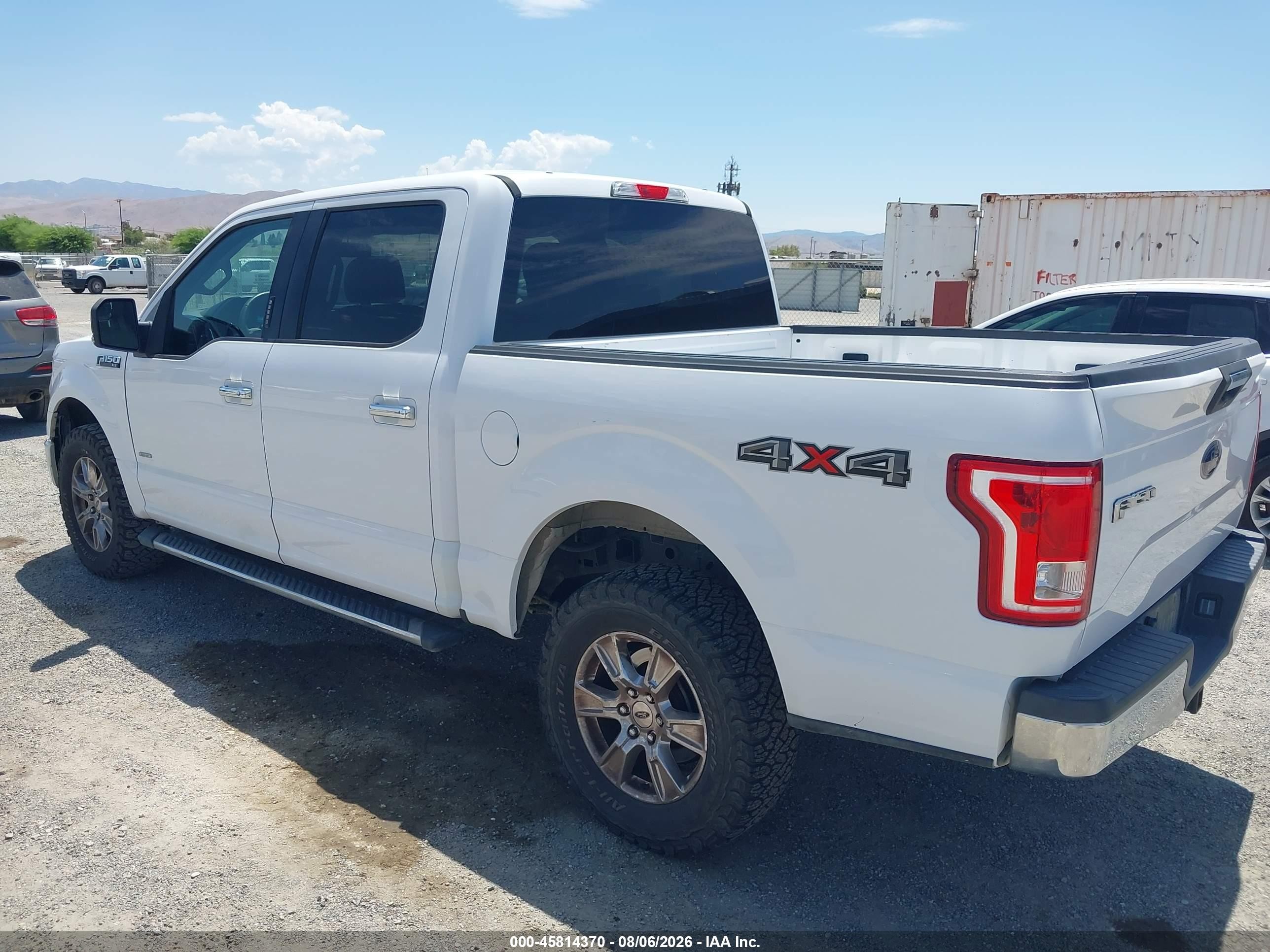 2015 Ford F-150 Xlt White vin: 1FTEW1EG6FKD60564