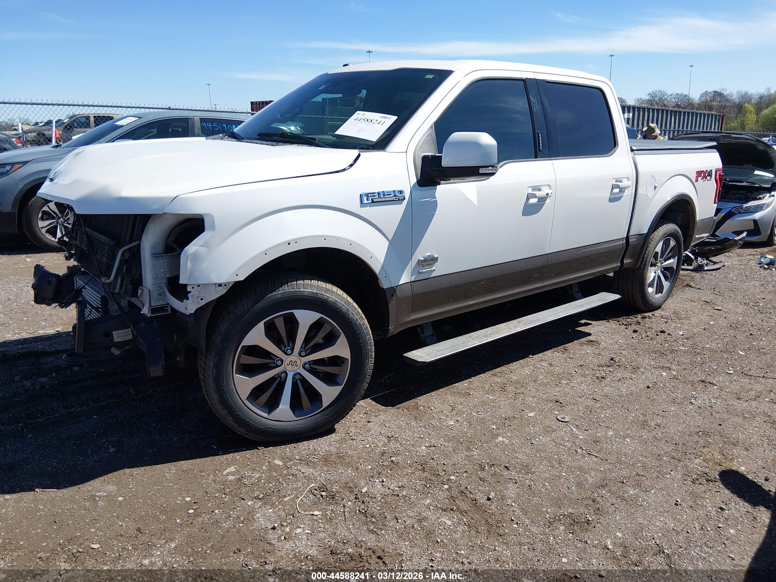 2017 Ford F-150 King Ranch Белый vin: 1FTEW1EG6HFC02754