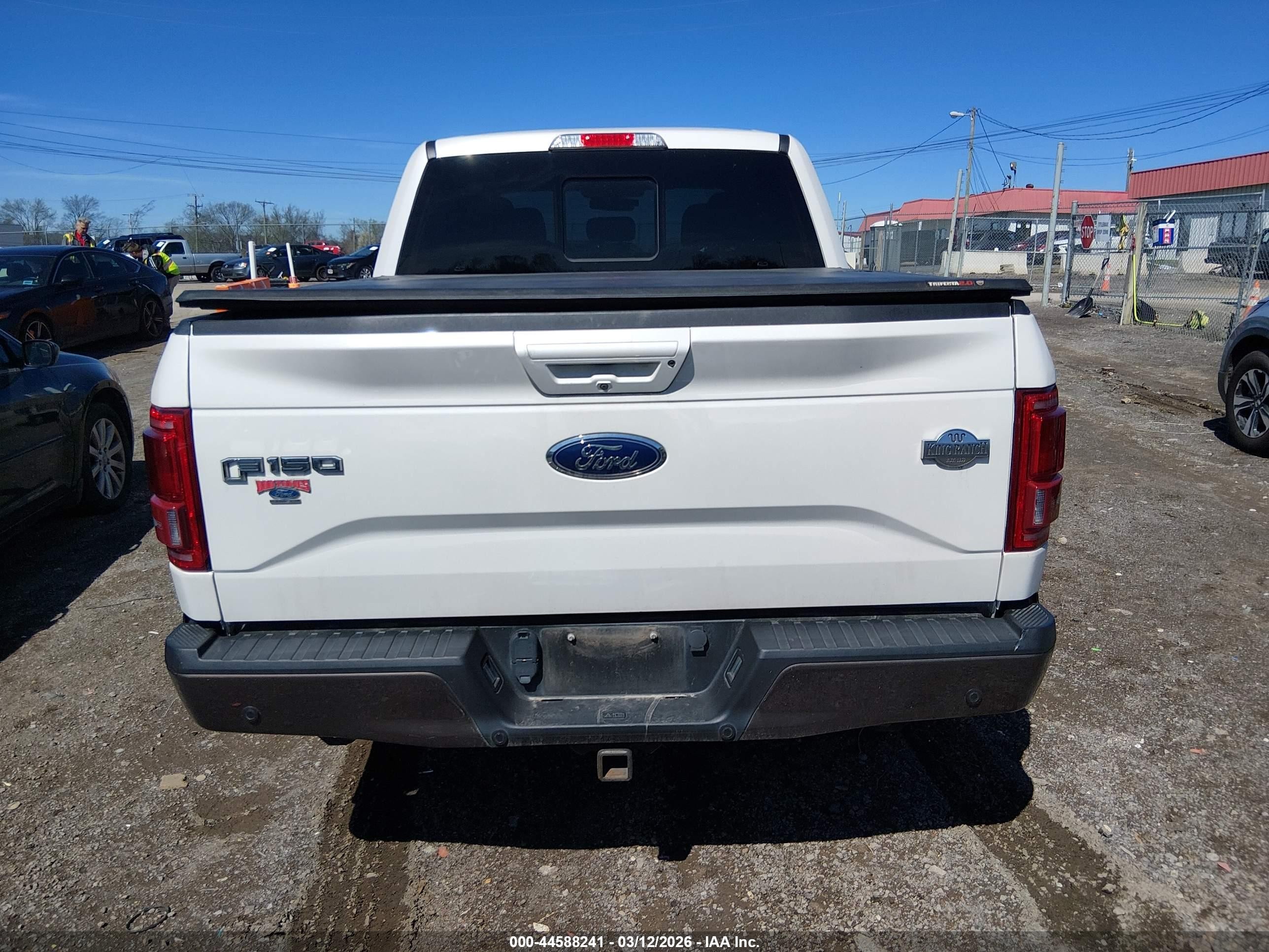 2017 Ford F-150 King Ranch Белый vin: 1FTEW1EG6HFC02754