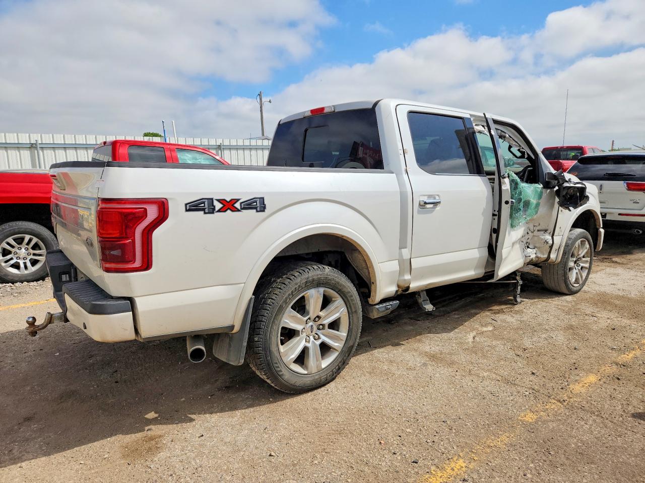 2015 Ford F150 Supercrew White vin: 1FTEW1EG7FFA33891