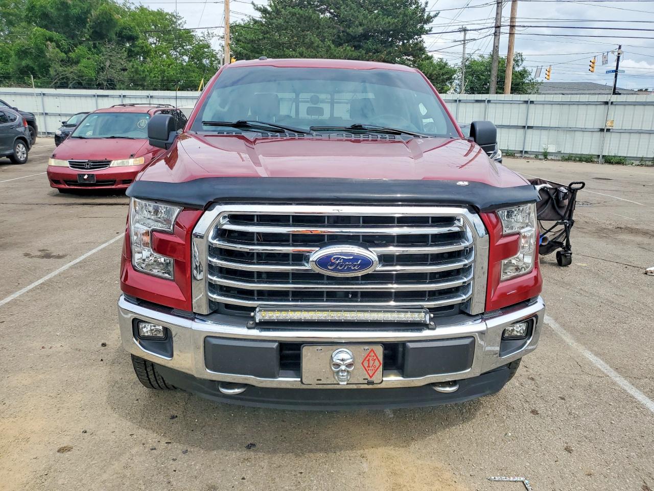 2015 Ford F150 Supercrew Red vin: 1FTEW1EG7FFC31807