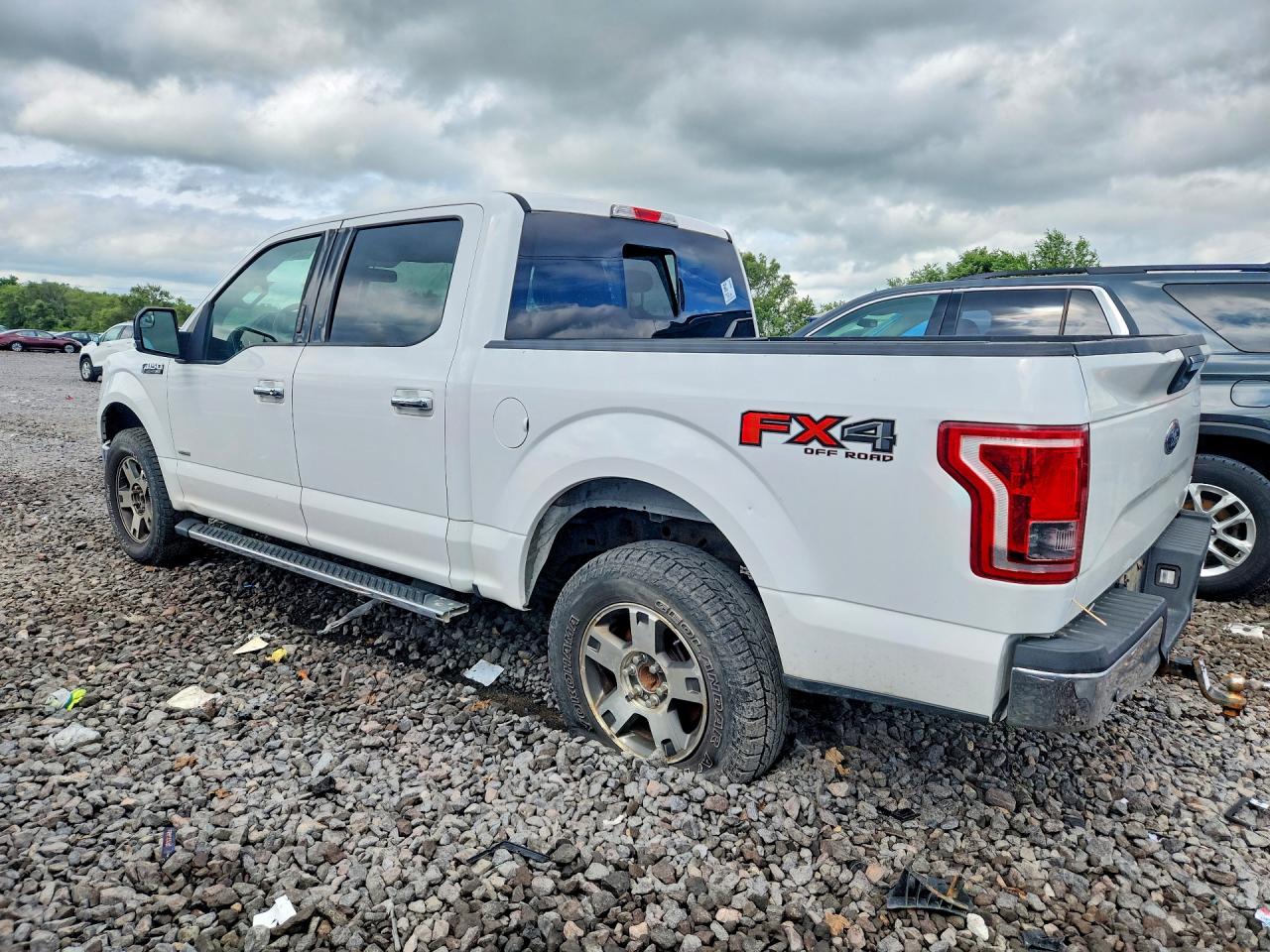 2015 Ford F150 Supercrew White vin: 1FTEW1EG7FKD24737