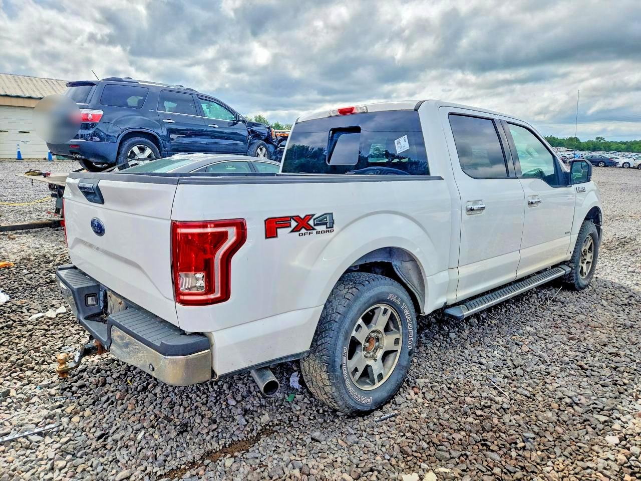 2015 Ford F150 Supercrew White vin: 1FTEW1EG7FKD24737