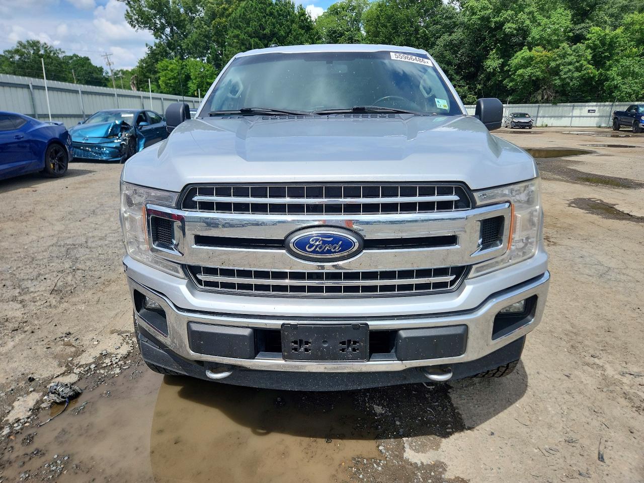 2018 Ford F150 Supercrew Серебряный vin: 1FTEW1EG7JFA16789