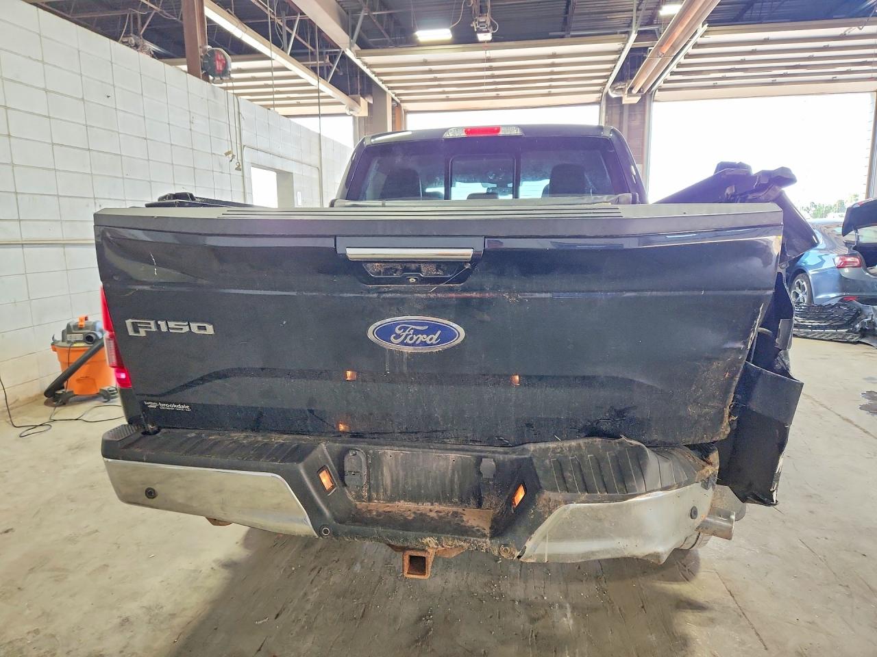 2015 Ford F150 Supercrew Black vin: 1FTEW1EG8FFA39828