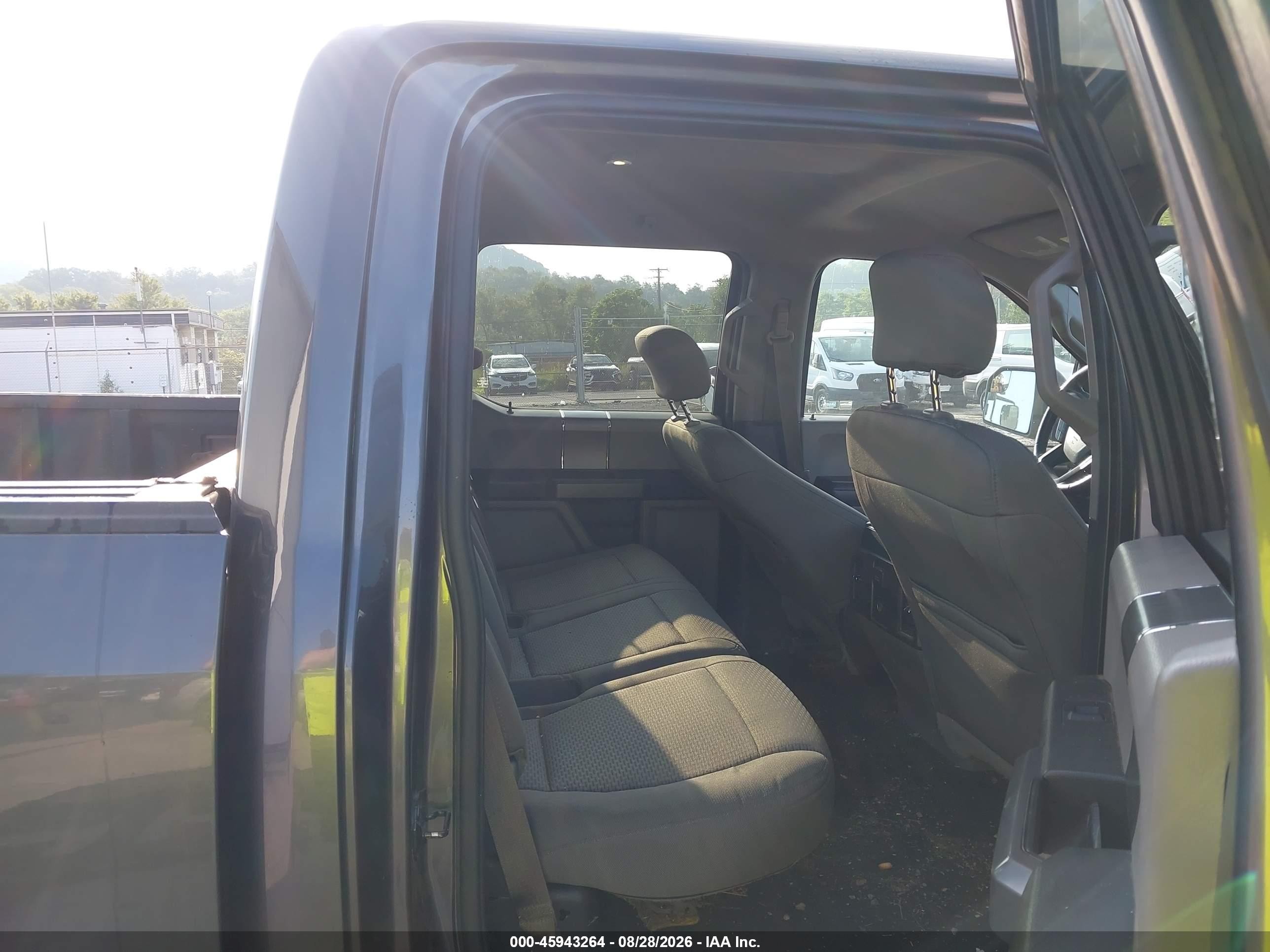 2015 Ford F150 Supercrew Gray vin: 1FTEW1EG8FFB18223