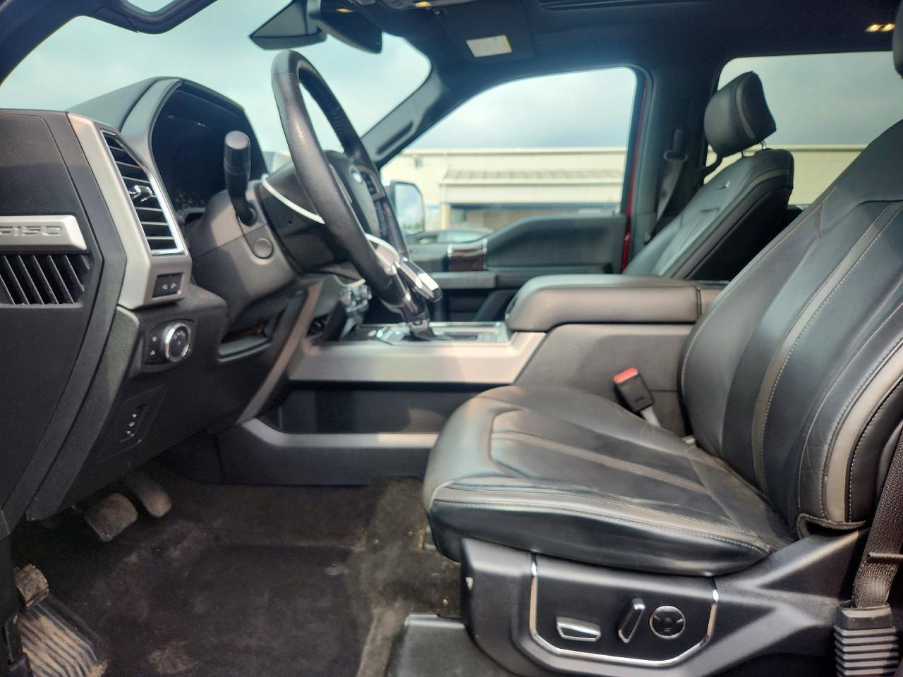 2015 Ford F150 Supercrew Red vin: 1FTEW1EG8FFB18240