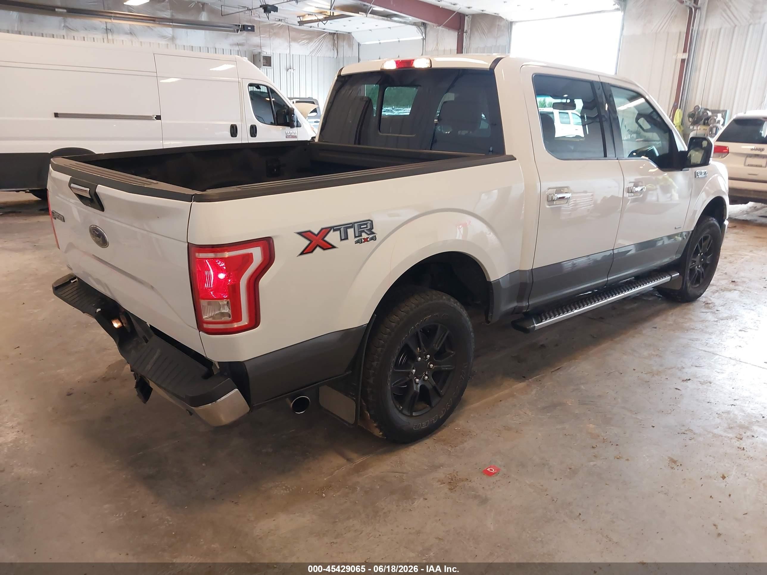 2015 Ford F-150 Xlt White vin: 1FTEW1EG8FFB72461