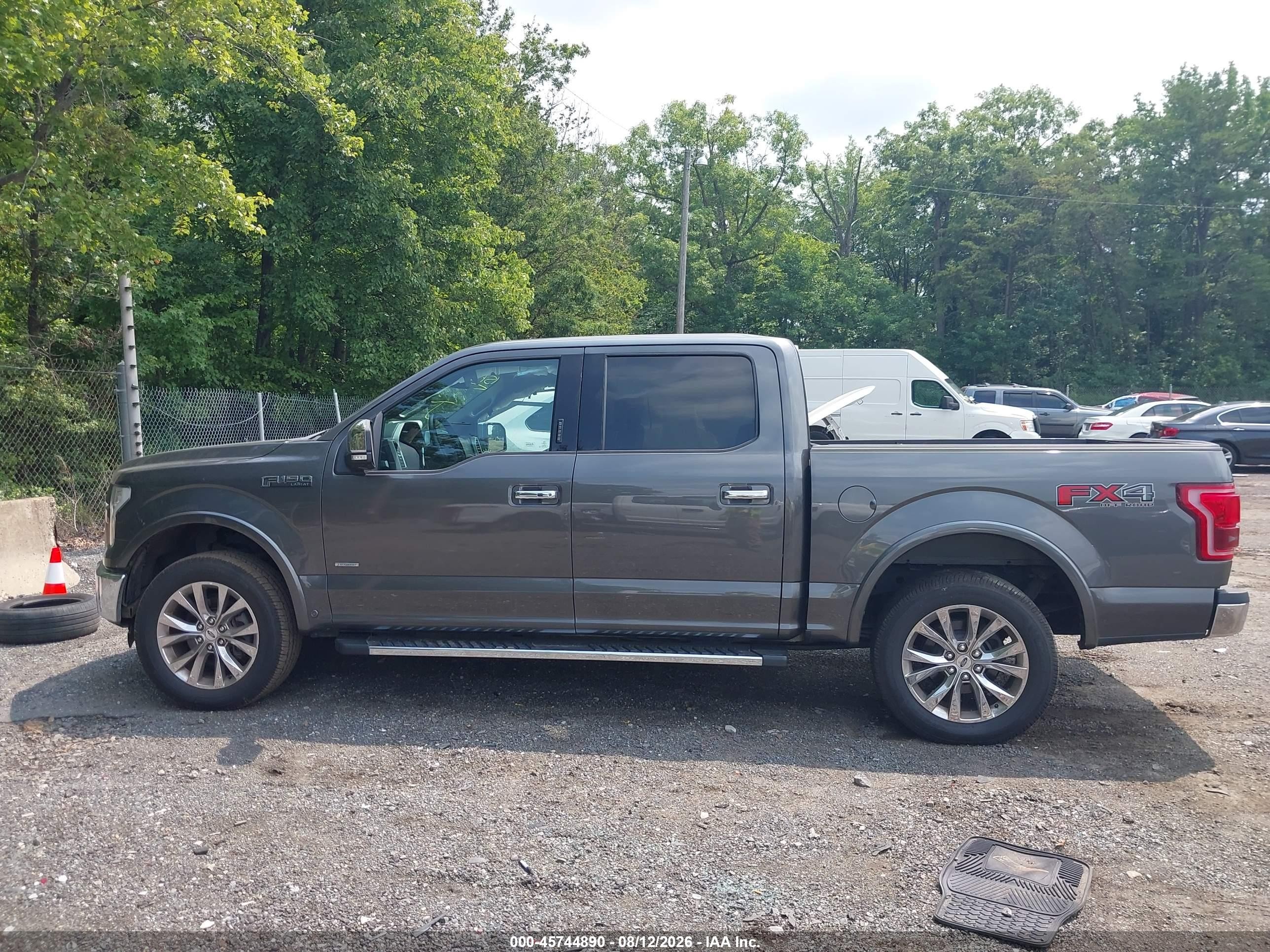 2015 Ford F-150 Lariat Gray vin: 1FTEW1EG8FFB95724