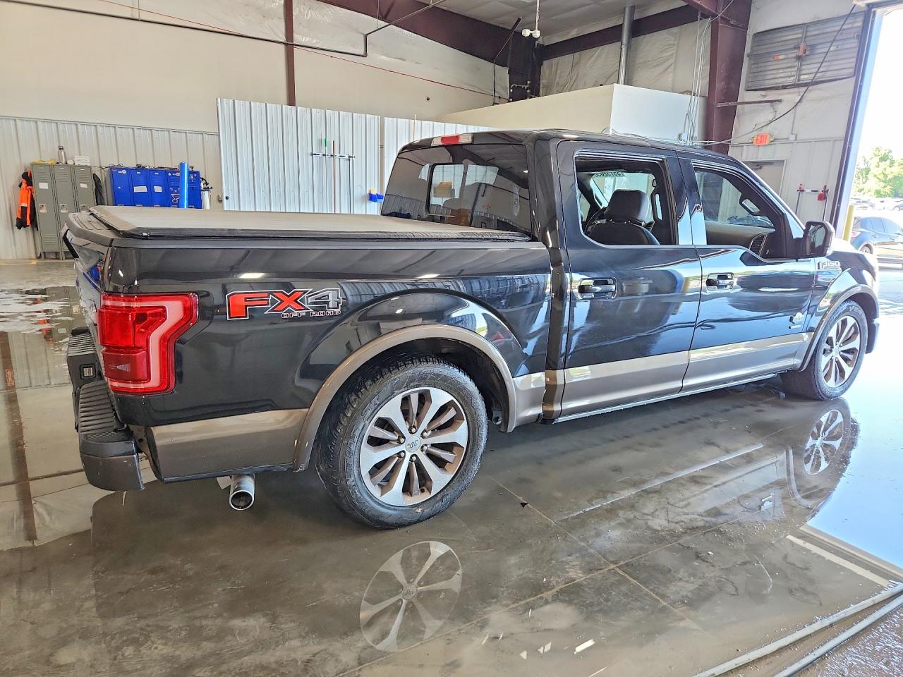 2015 Ford F150 Supercrew Black vin: 1FTEW1EG8FFC69708