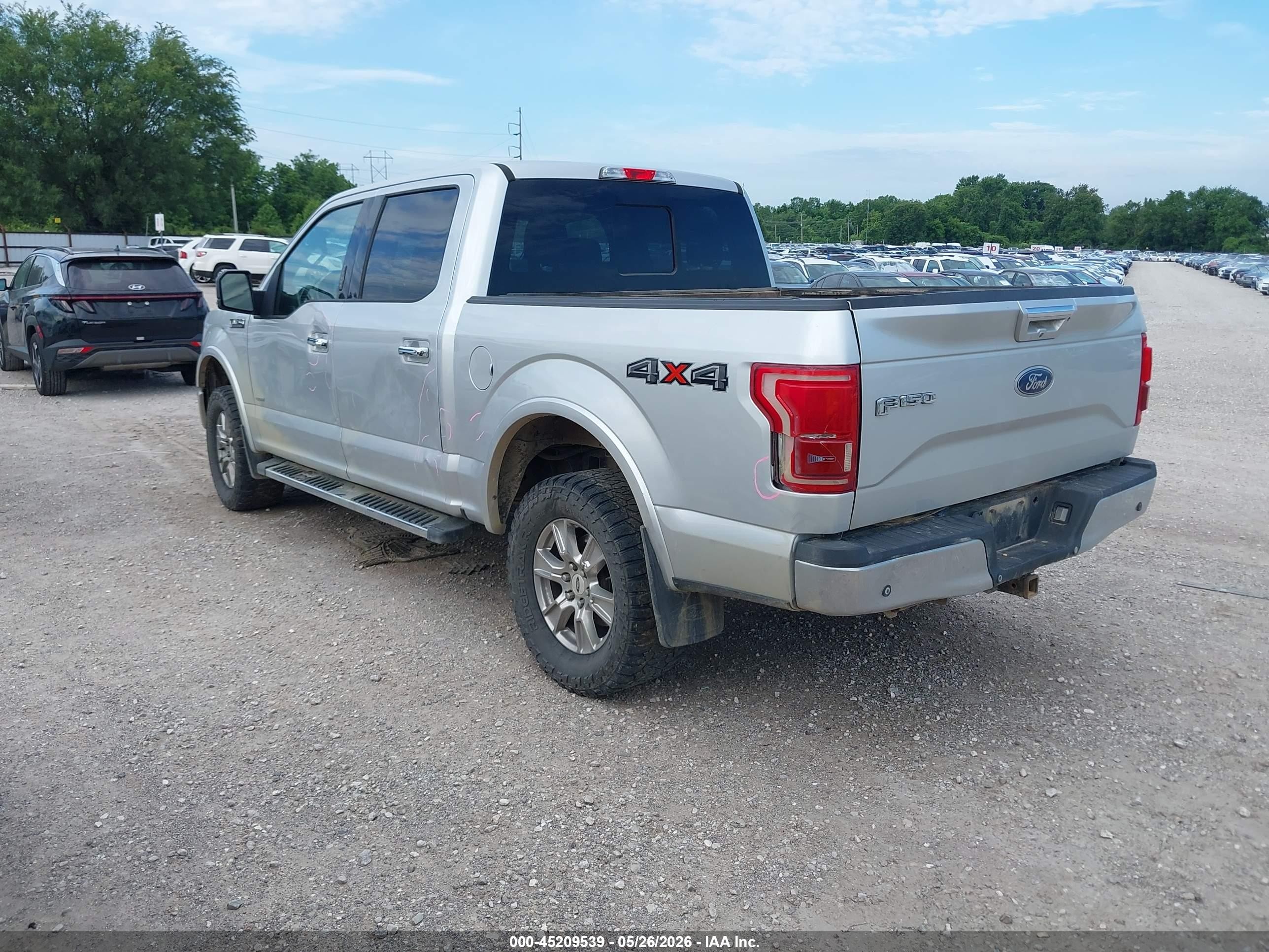 2015 Ford F-150 Lariat Серебряный vin: 1FTEW1EG8FKD42003