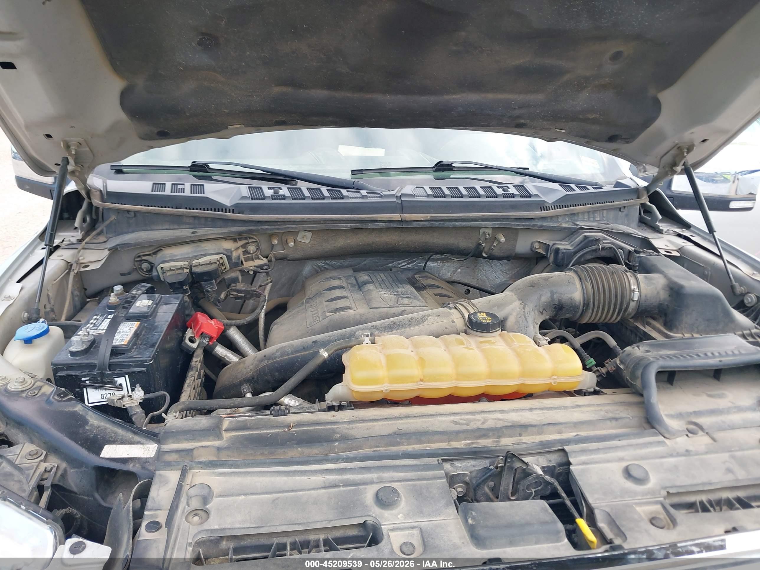 2015 Ford F-150 Lariat Серебряный vin: 1FTEW1EG8FKD42003
