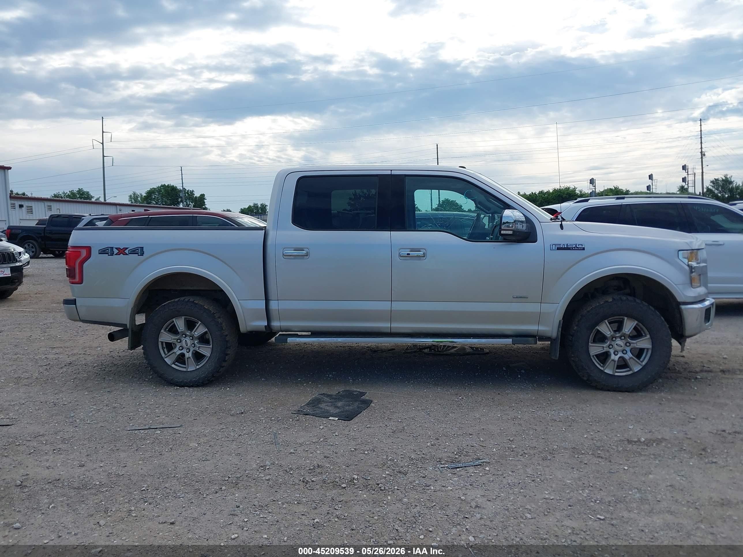 2015 Ford F-150 Lariat Серебряный vin: 1FTEW1EG8FKD42003