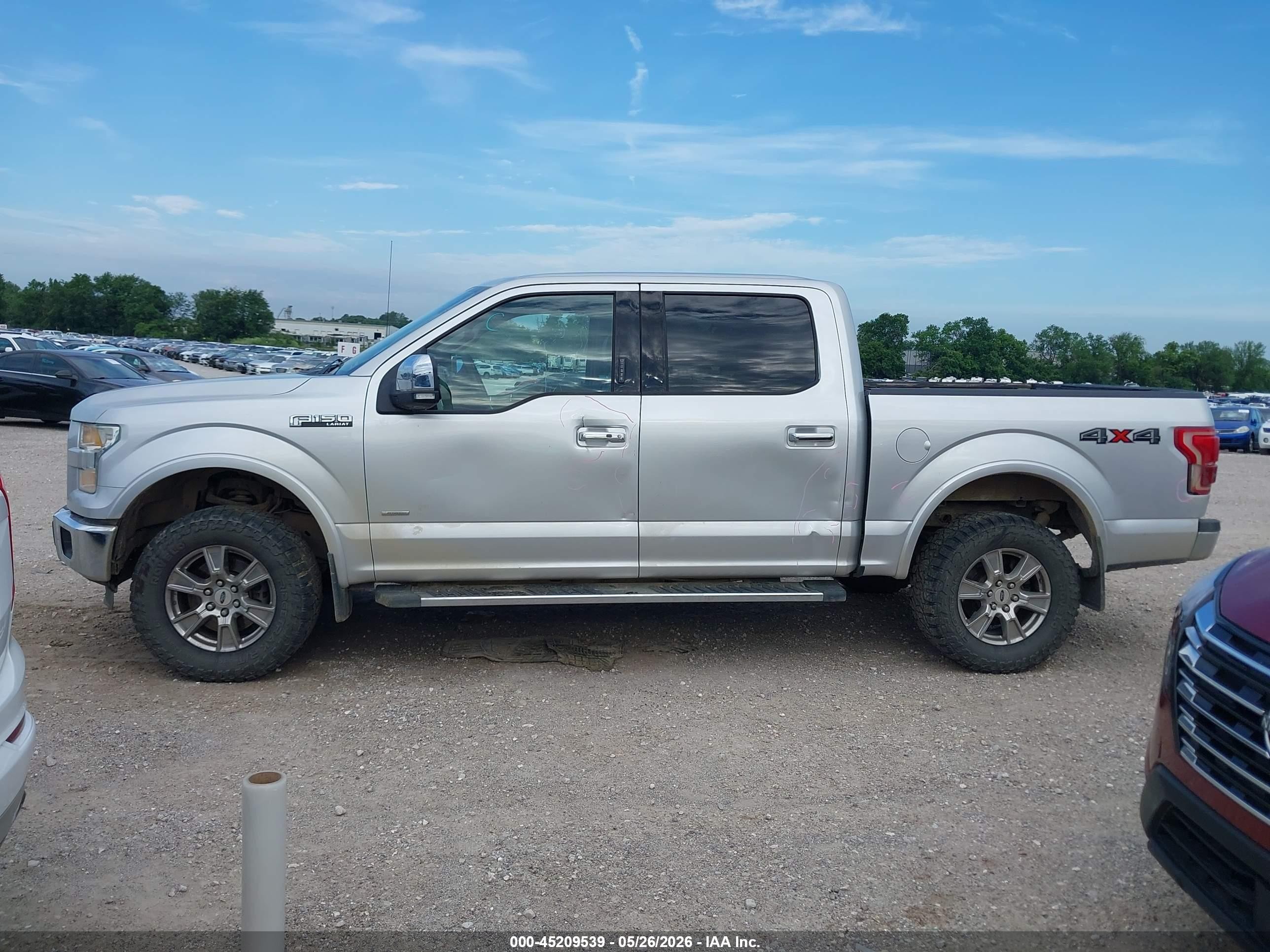 2015 Ford F-150 Lariat Серебряный vin: 1FTEW1EG8FKD42003
