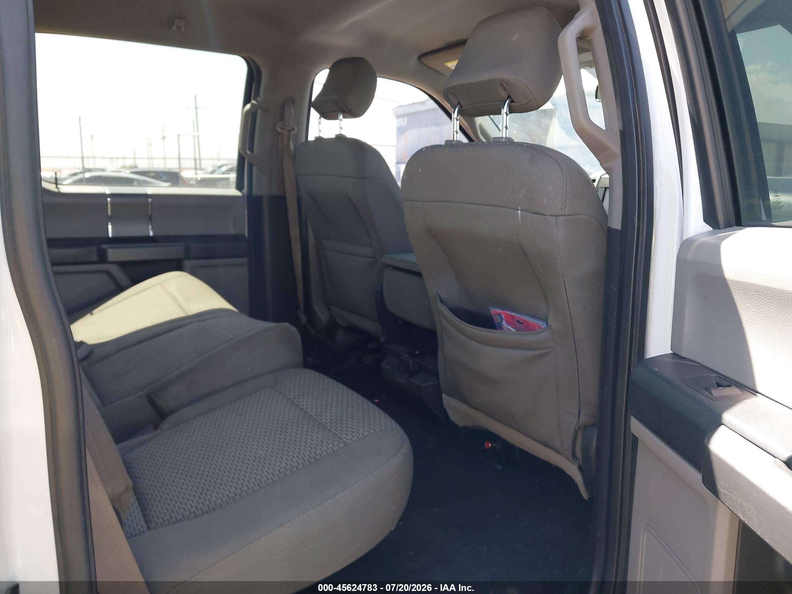 2015 Ford F-150 Xlt White vin: 1FTEW1EG8FKE03107