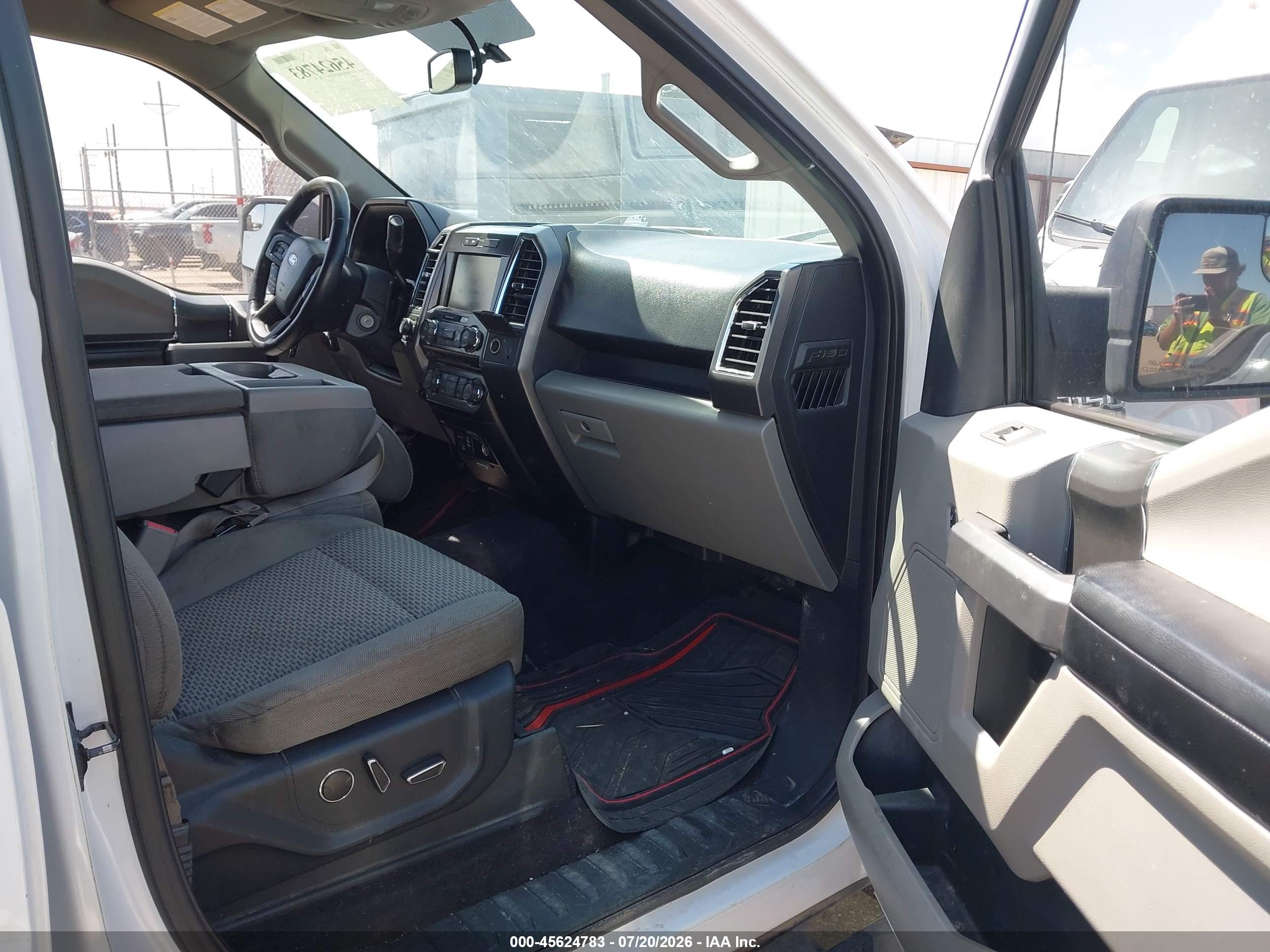 2015 Ford F-150 Xlt White vin: 1FTEW1EG8FKE03107