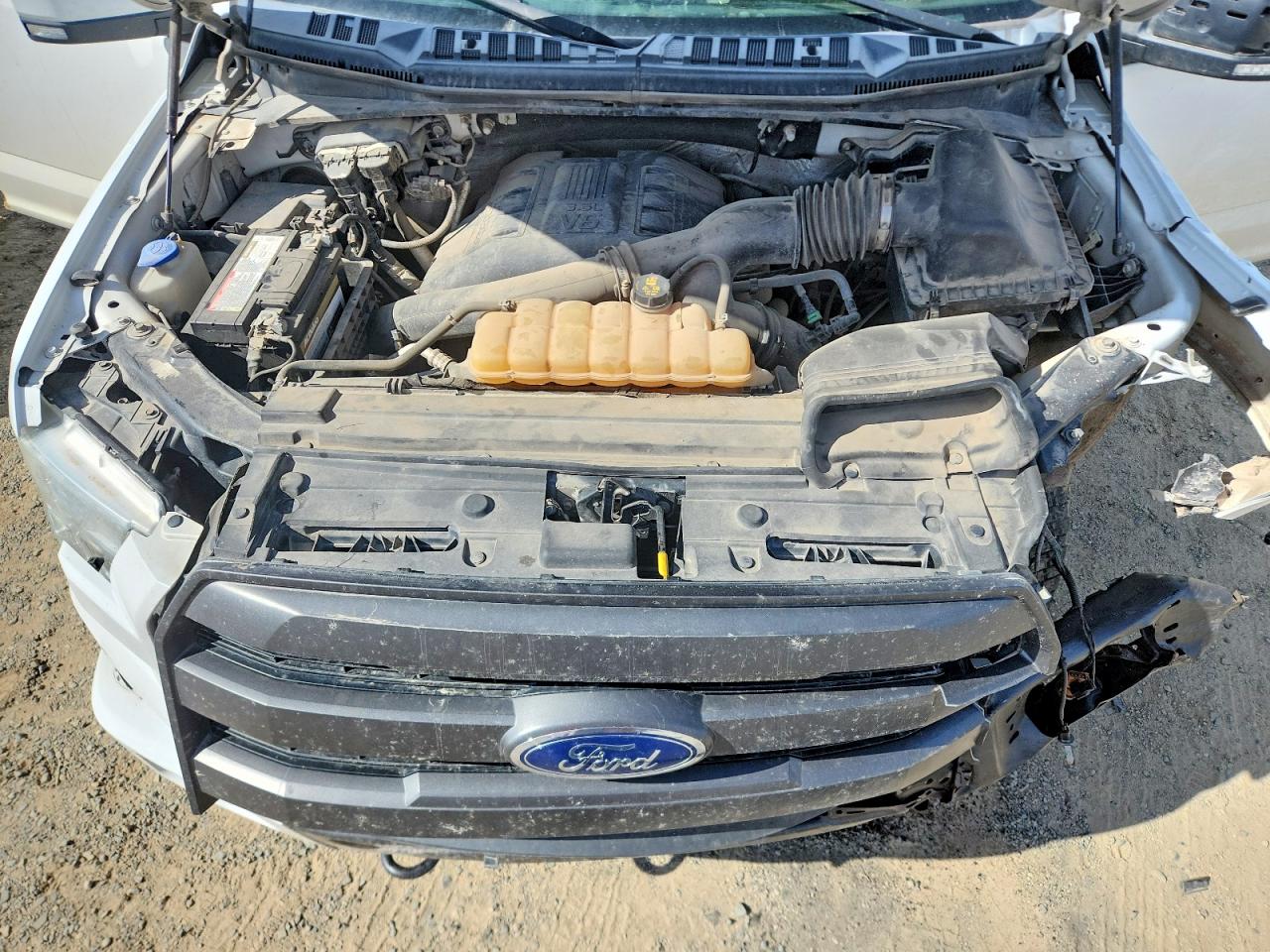 2015 Ford F150 Supercrew White vin: 1FTEW1EG9FFA42415