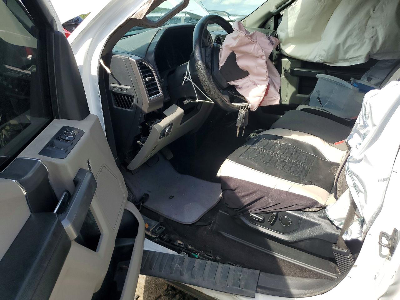2015 Ford F150 Supercrew White vin: 1FTEW1EG9FFB40005
