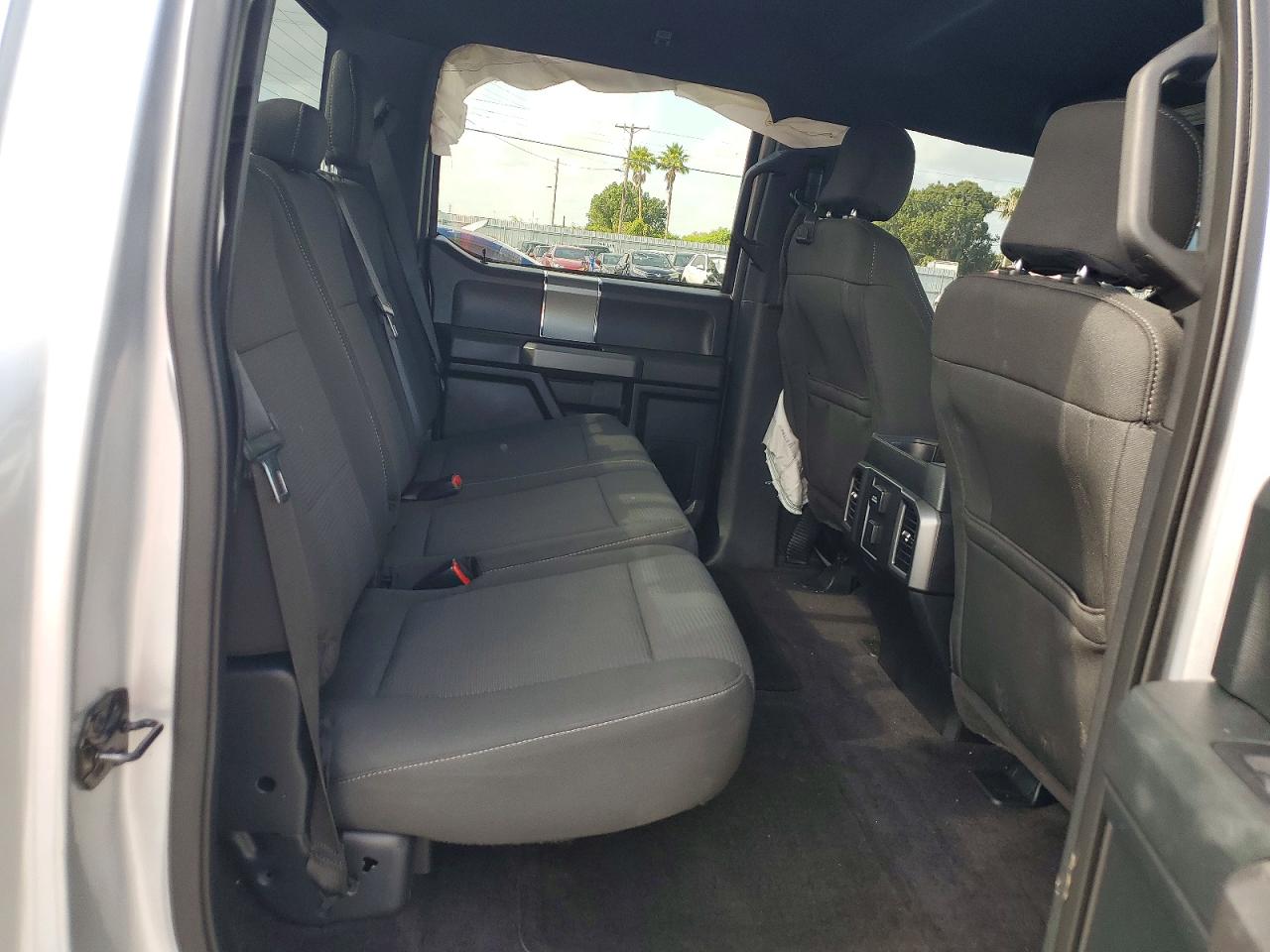 2015 Ford F150 Supercrew Silver vin: 1FTEW1EG9FFC47264