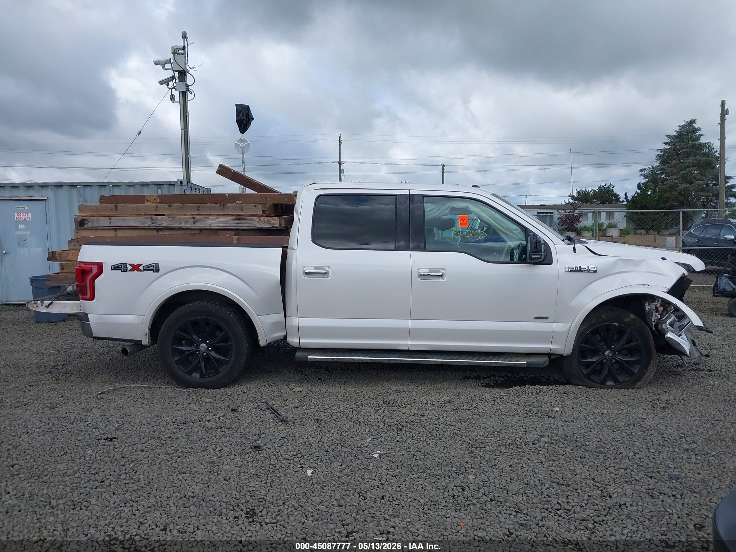 2015 Ford F-150 Lariat Белый vin: 1FTEW1EG9FKD28935