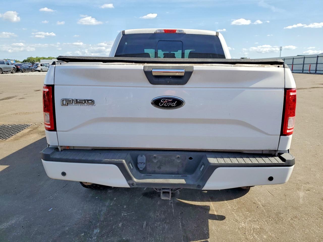 2015 Ford F150 Supercrew White vin: 1FTEW1EG9FKD85149