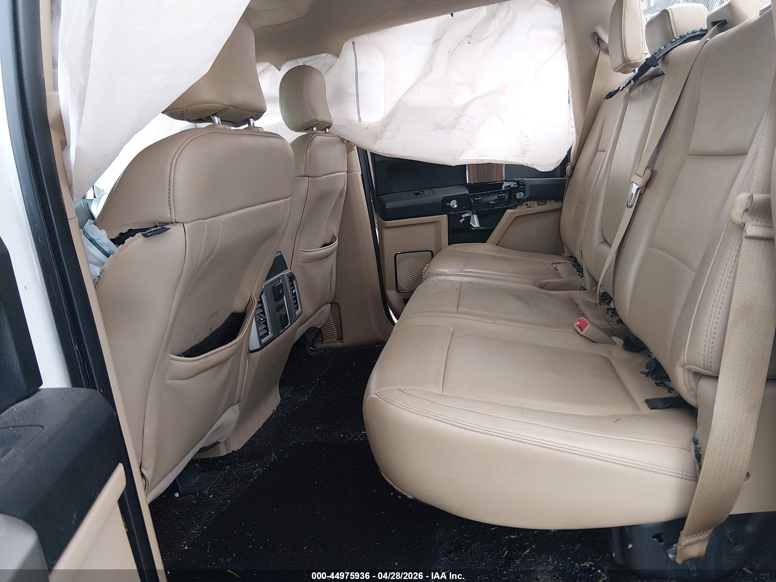 2015 Ford F-150 Lariat Белый vin: 1FTEW1EG9FKE98423