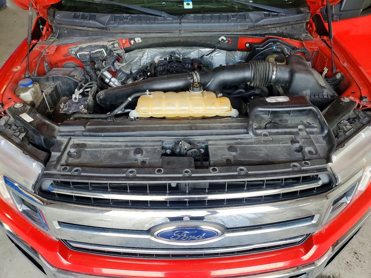 2018 Ford F150 Supercrew Красный vin: 1FTEW1EG9JFC80371