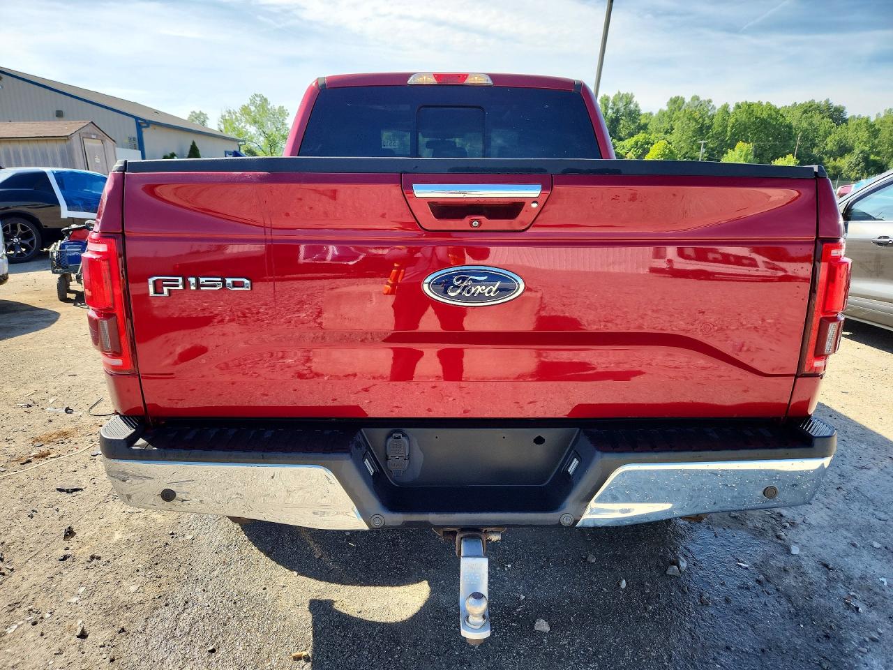 2015 Ford F150 Supercrew Red vin: 1FTEW1EGXFFA52032