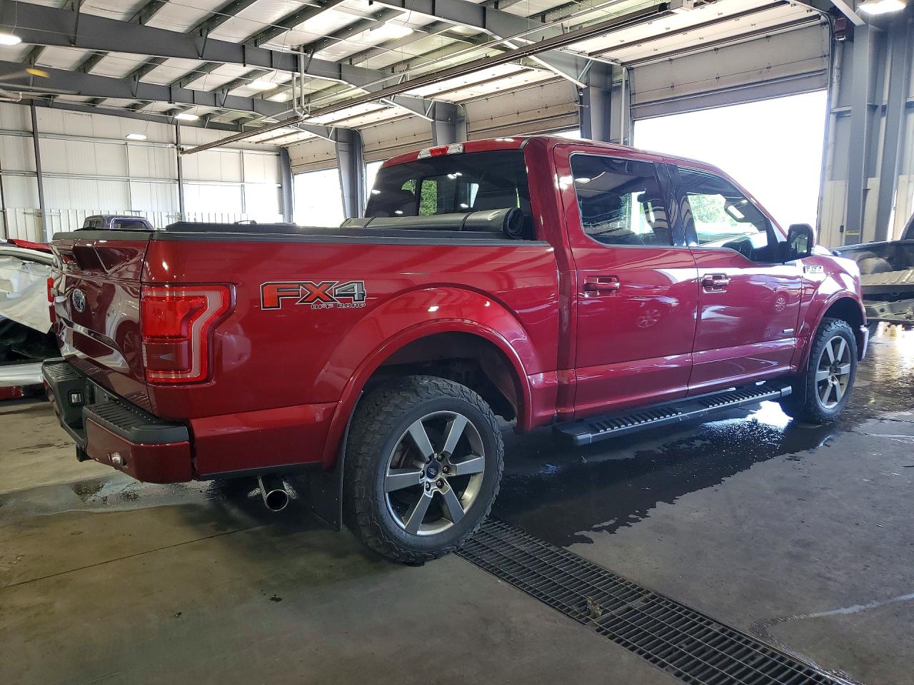 2015 Ford F150 Supercrew Red vin: 1FTEW1EGXFFB49733