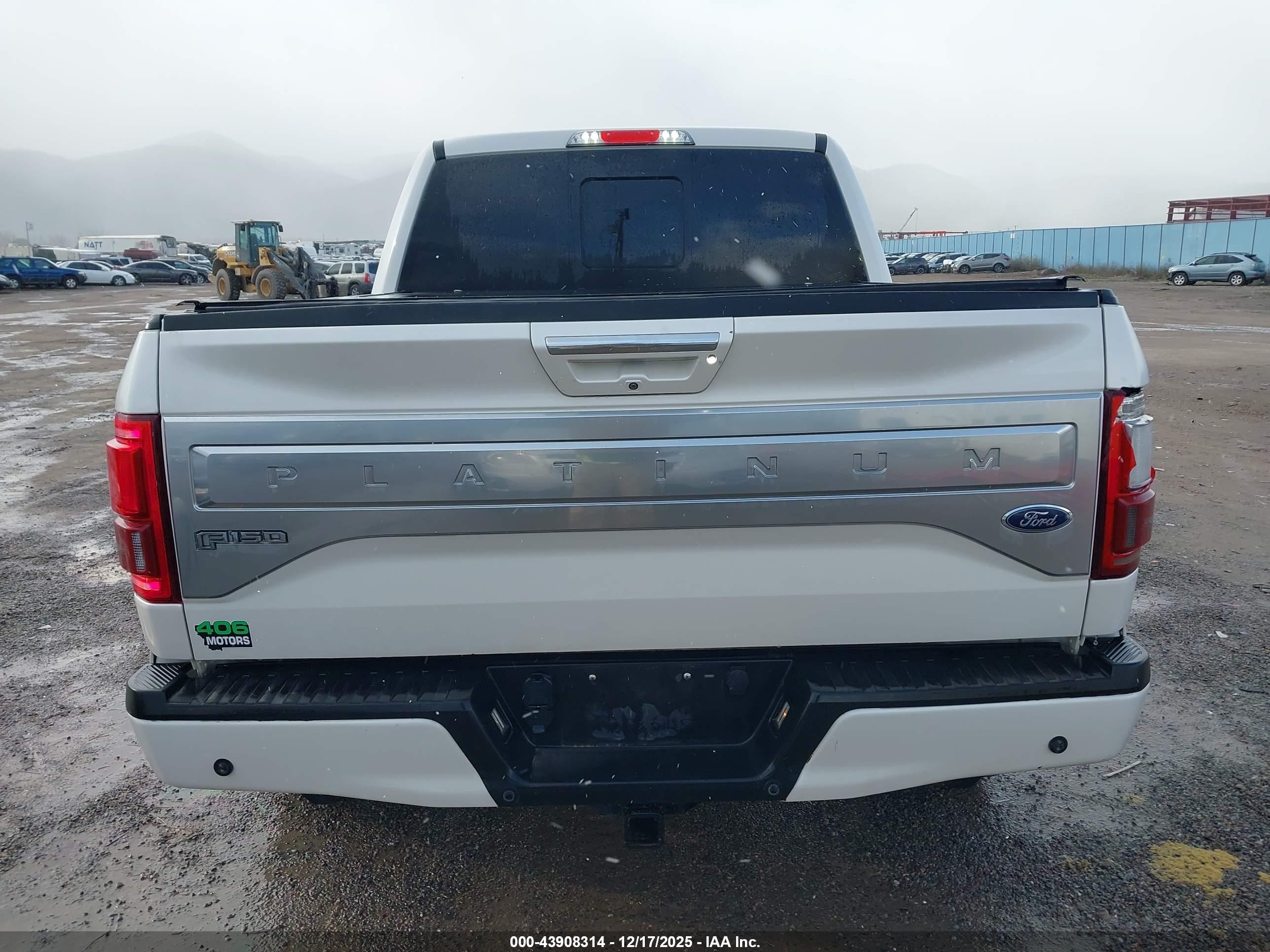 2015 Ford F-150 Platinum White vin: 1FTEW1EGXFFC97834