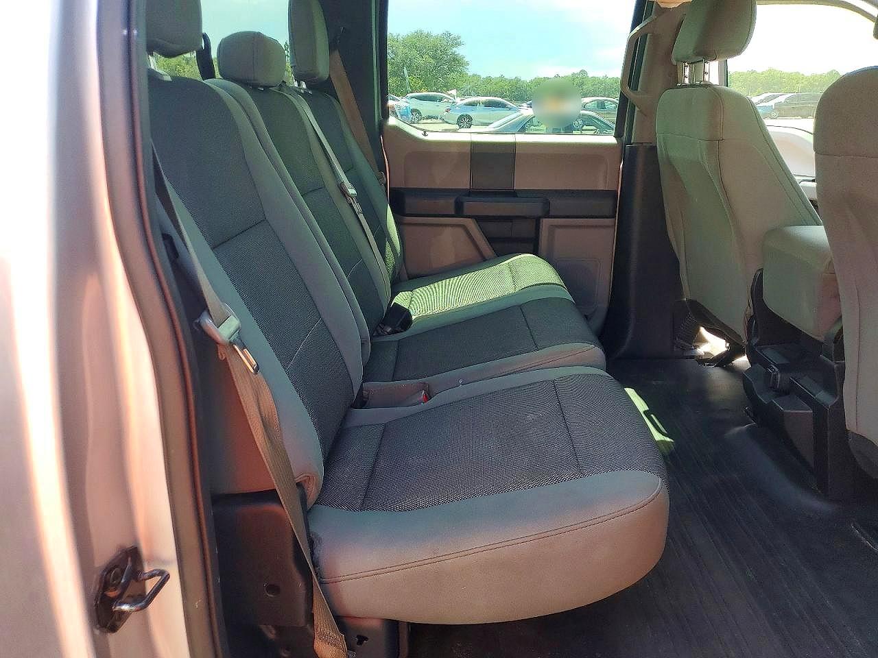 2015 Ford F150 Supercrew Серебряный vin: 1FTEW1EP0FFC66253
