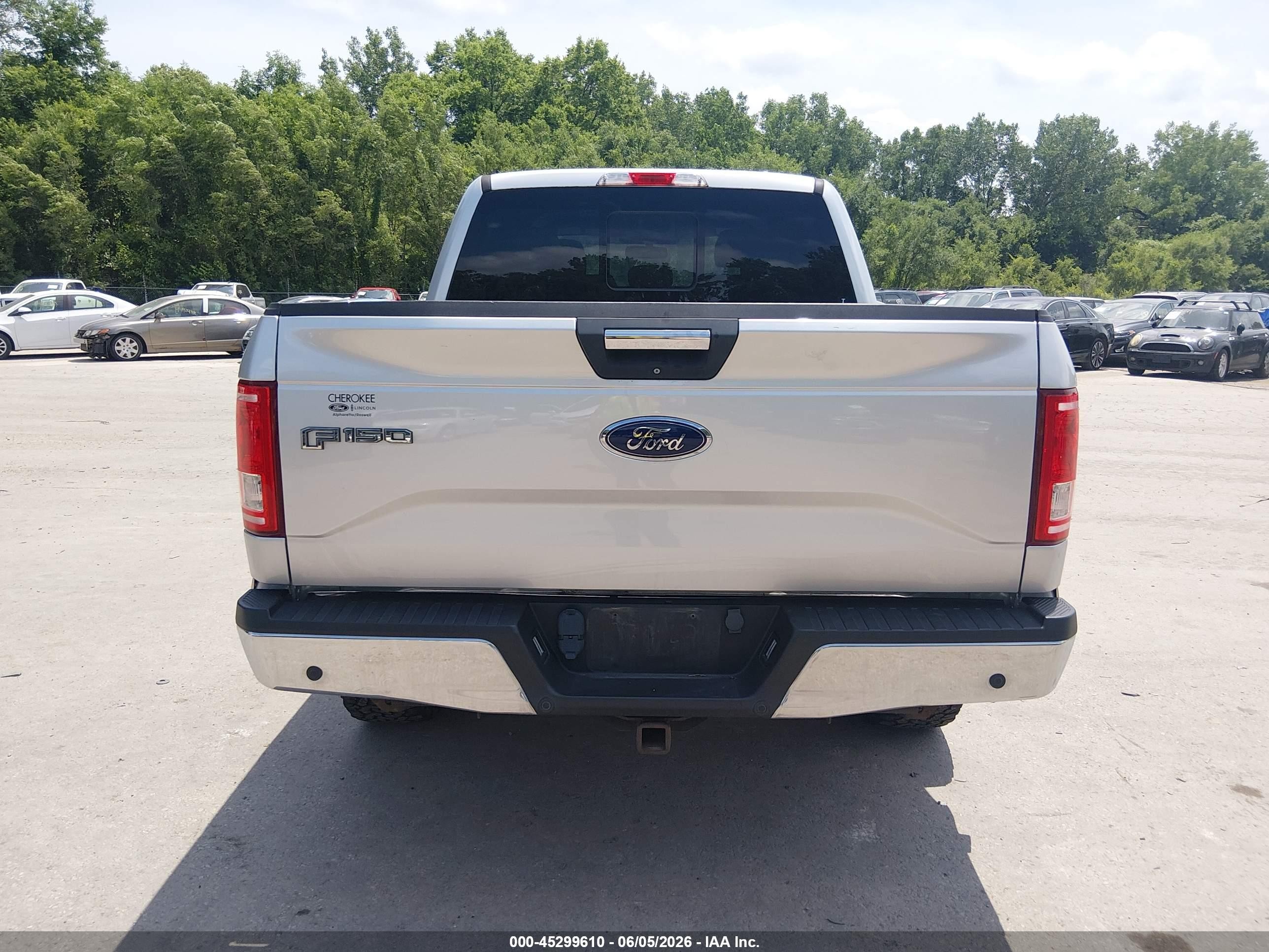 2015 Ford F-150 Xlt Silver vin: 1FTEW1EP1FFC83580