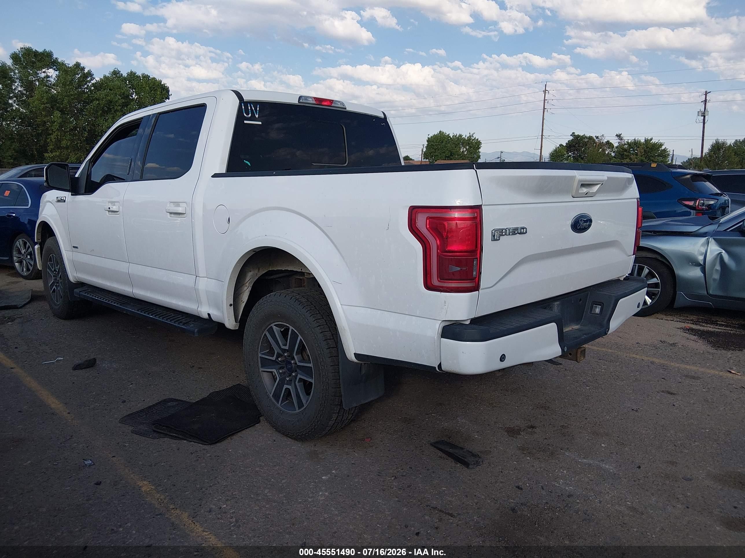 2015 Ford F-150 Lariat White vin: 1FTEW1EP1FKE40497