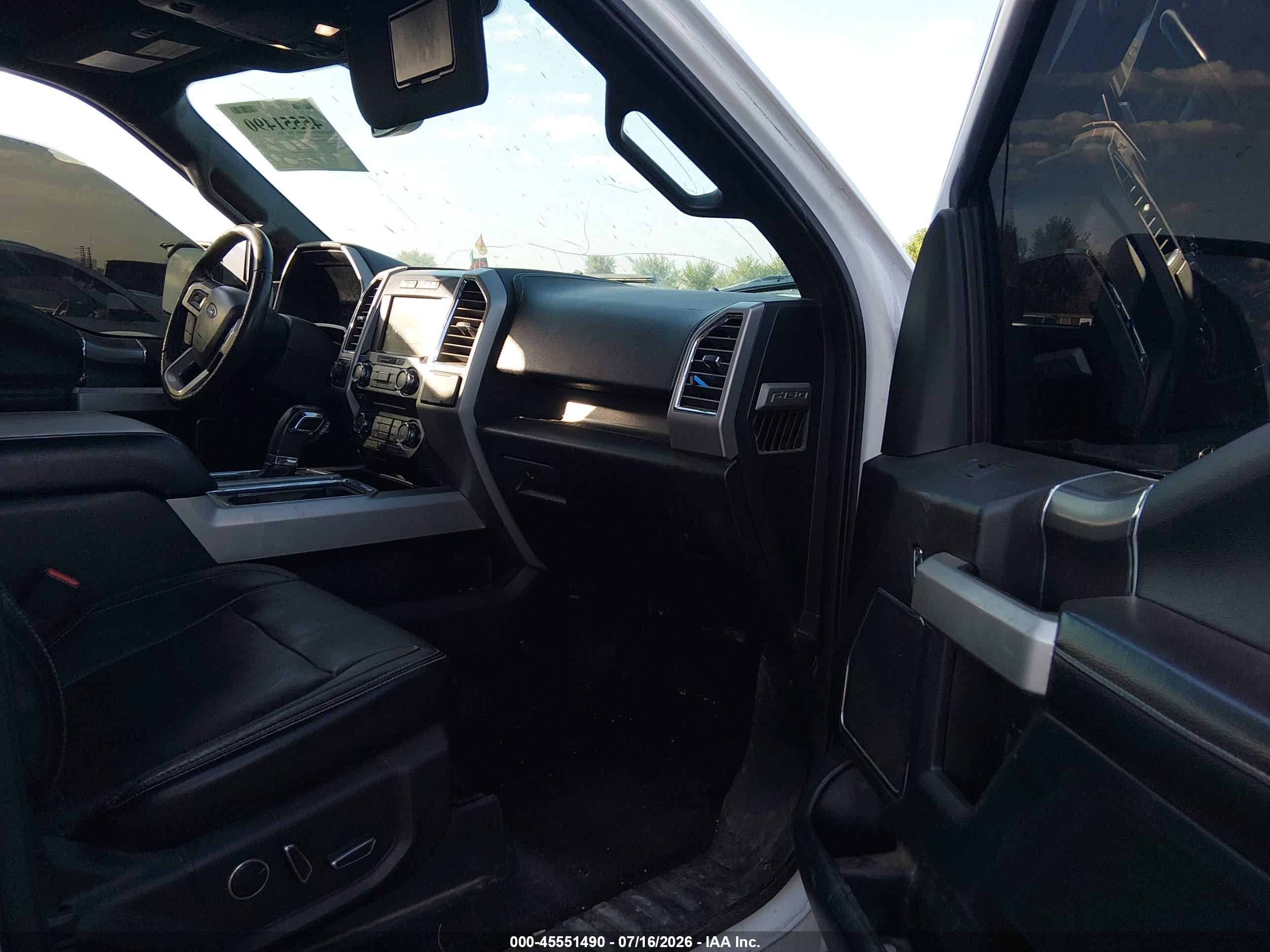 2015 Ford F-150 Lariat White vin: 1FTEW1EP1FKE40497