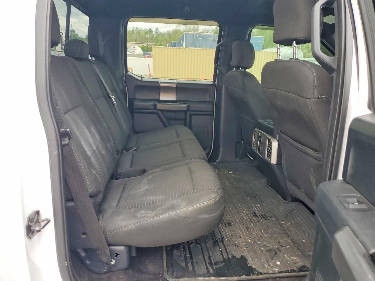 2015 Ford F150 Supercrew White vin: 1FTEW1EP1FKF00598