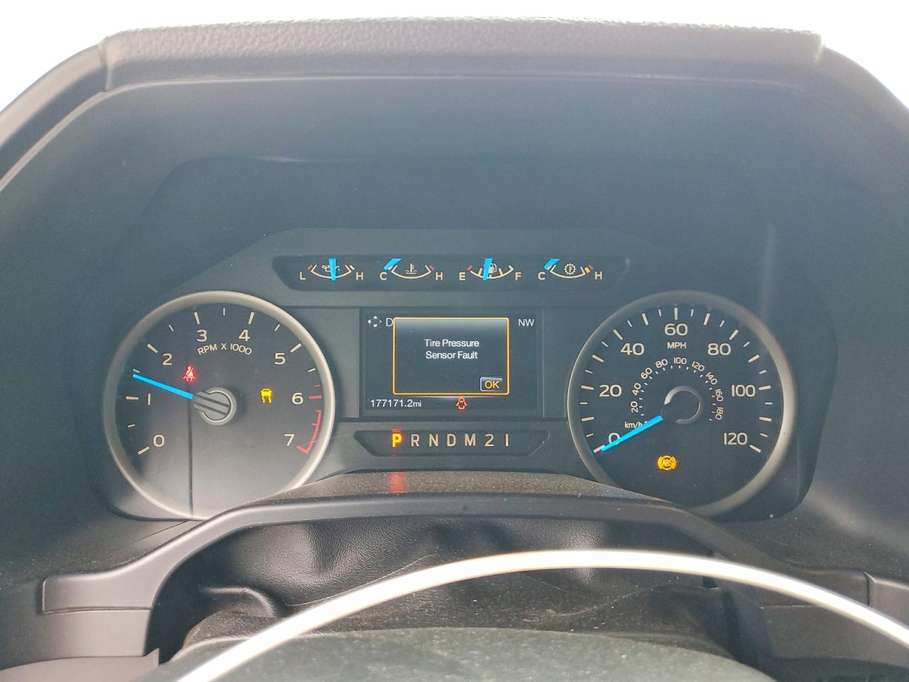 2015 Ford F150 Supercrew White vin: 1FTEW1EP1FKF00598