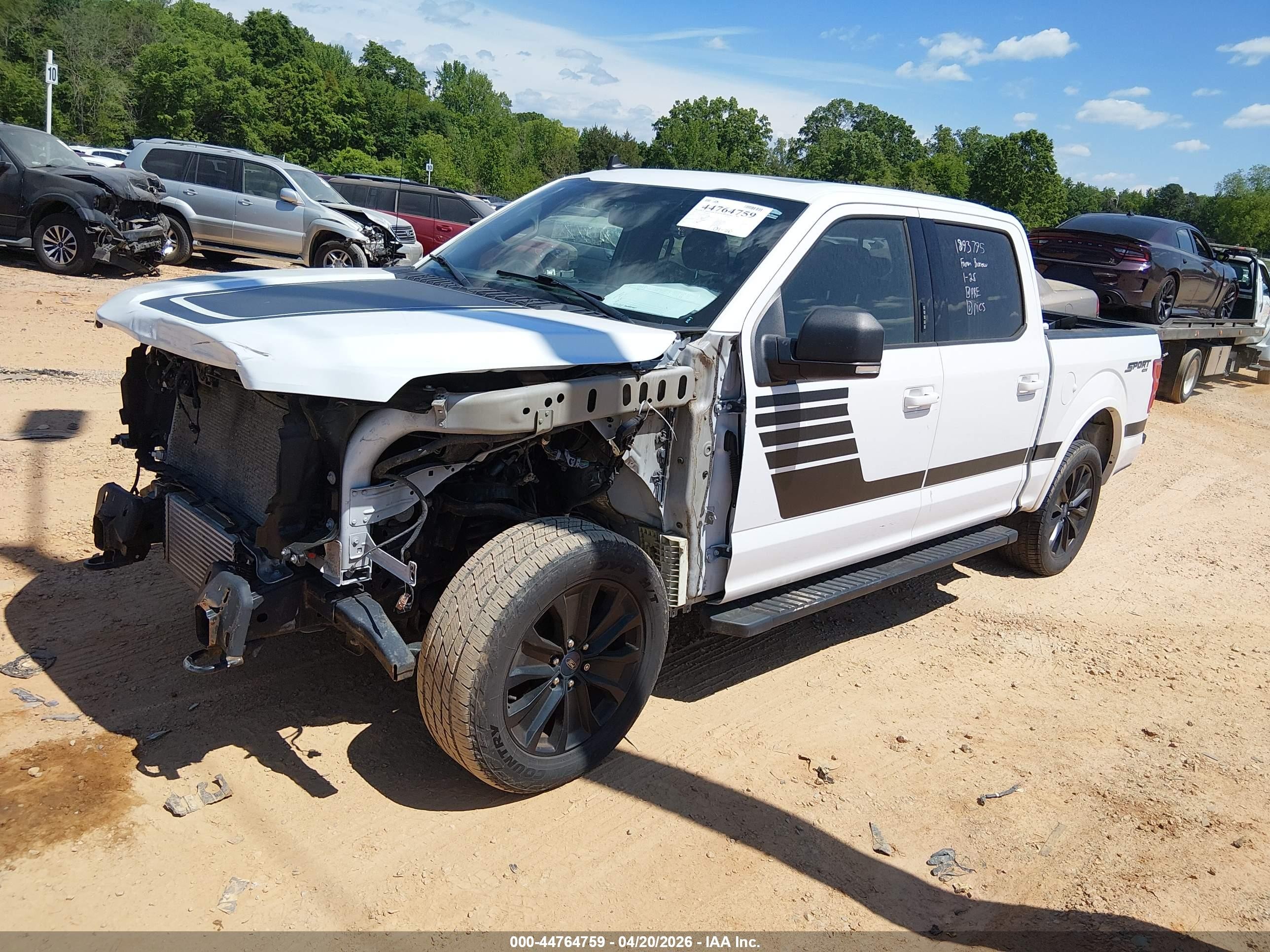 2019 Ford F-150 Xlt White vin: 1FTEW1EP1KFD52262