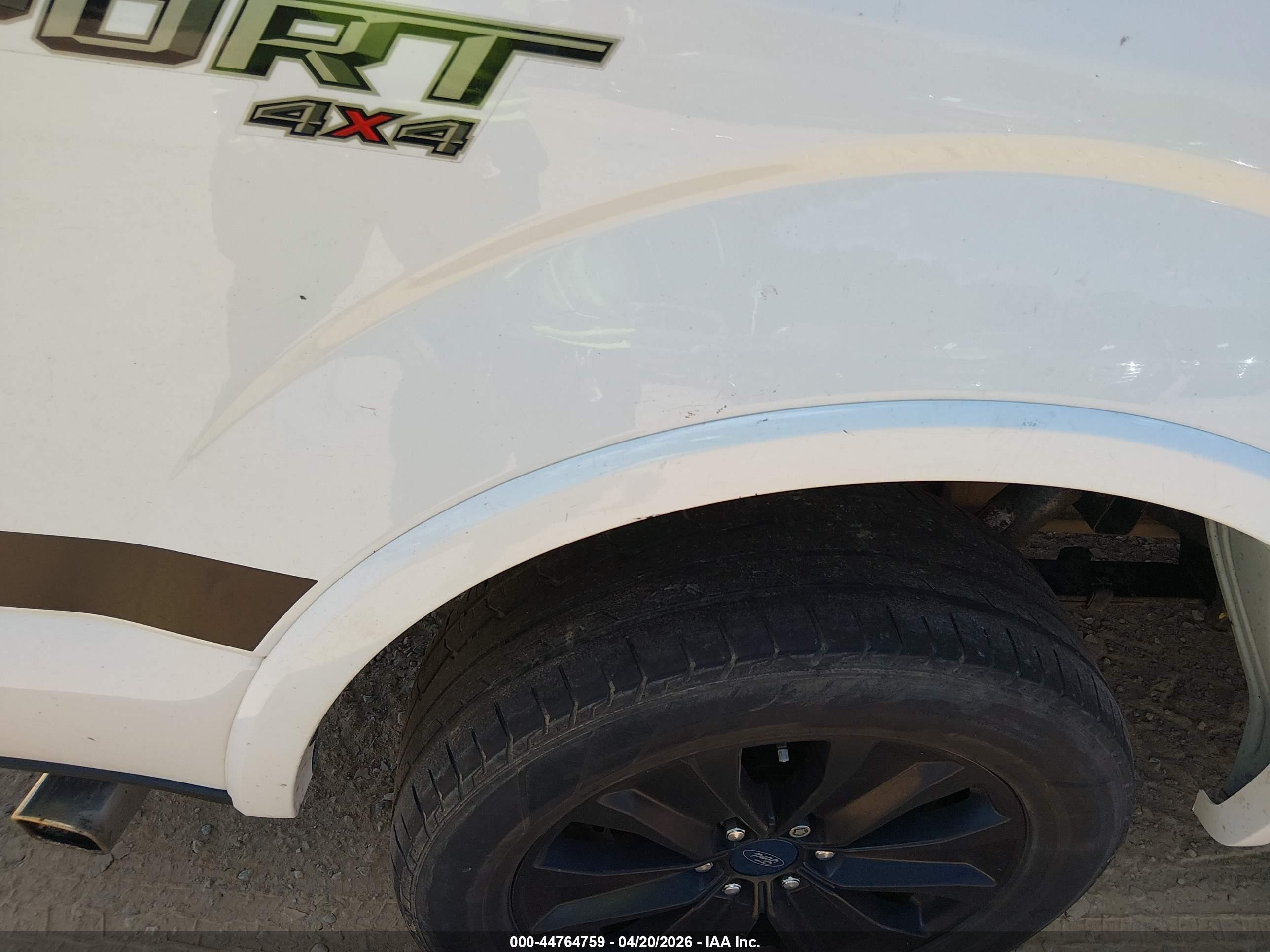 2019 Ford F-150 Xlt White vin: 1FTEW1EP1KFD52262