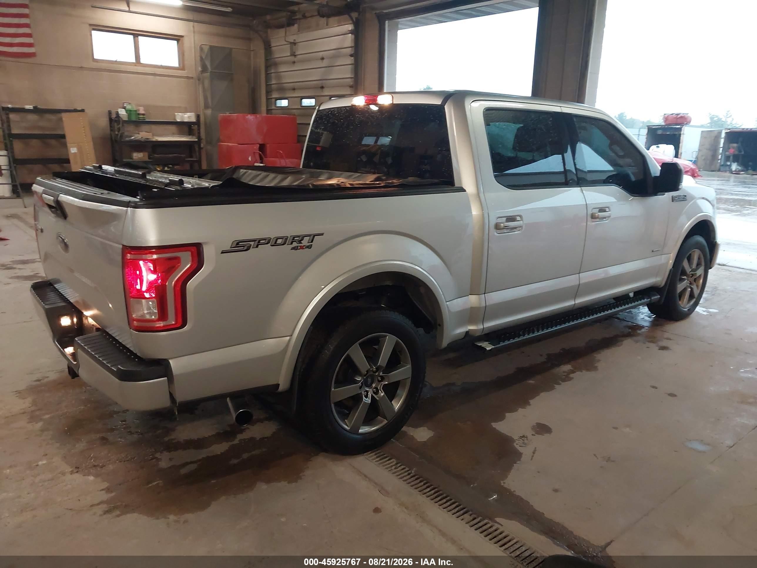 2015 Ford F-150 Xlt Silver vin: 1FTEW1EP2FFA43776
