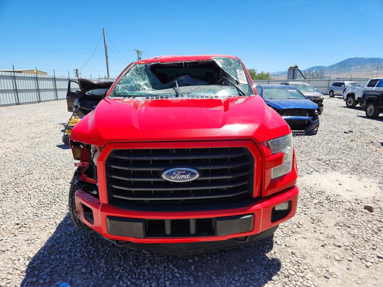 2015 Ford F150 Supercrew Red vin: 1FTEW1EP2FKD58178