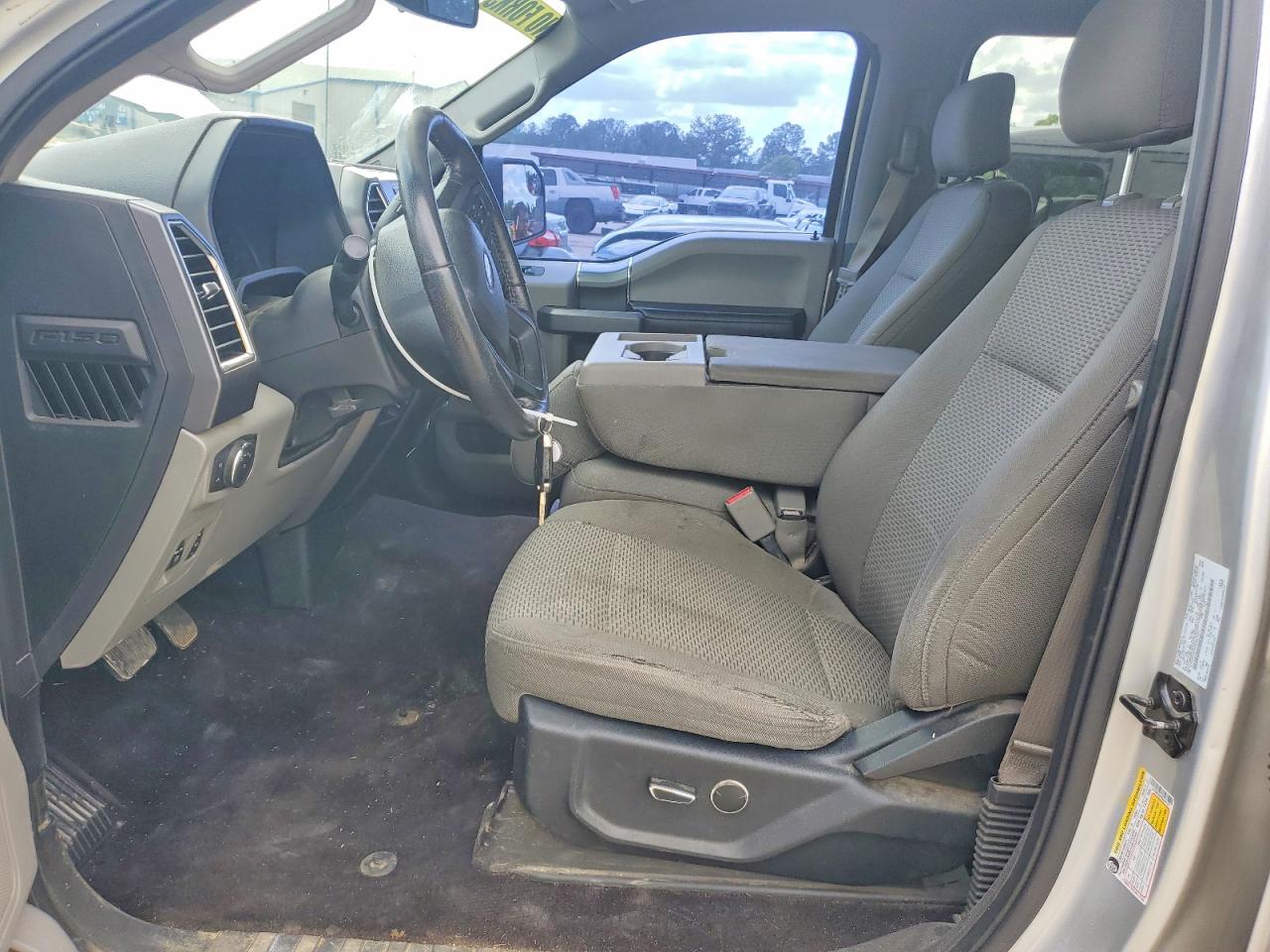2015 Ford F150 Silver vin: 1FTEW1EP2FKE07721