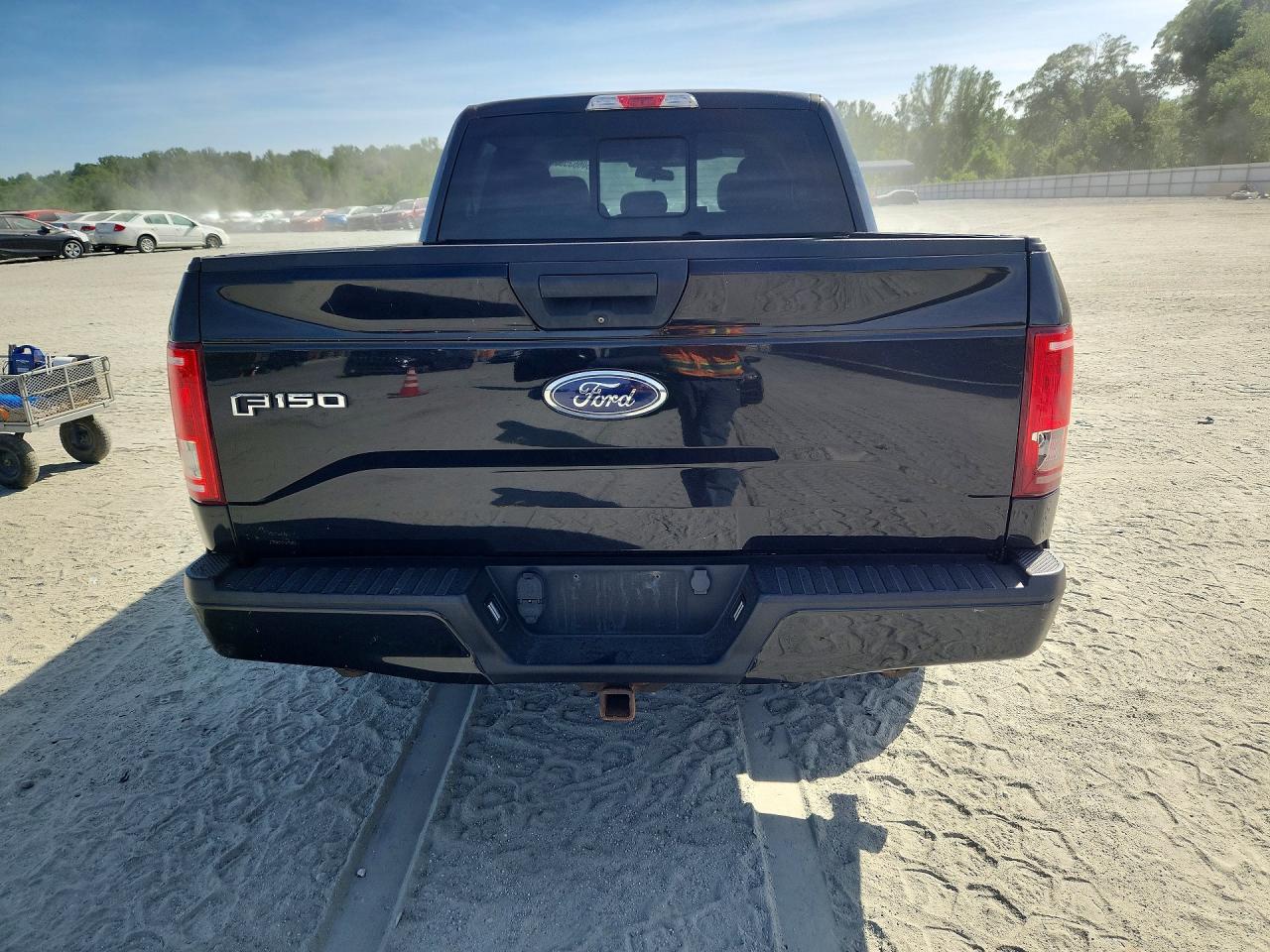 2015 Ford F150 Supercrew Black vin: 1FTEW1EP2FKE40136