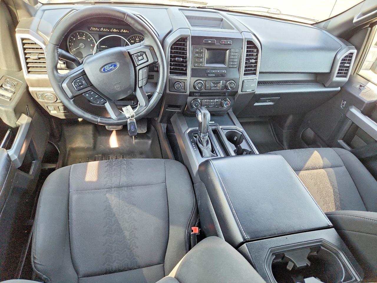 2018 Ford F150 Supercrew White vin: 1FTEW1EP2JFD78609
