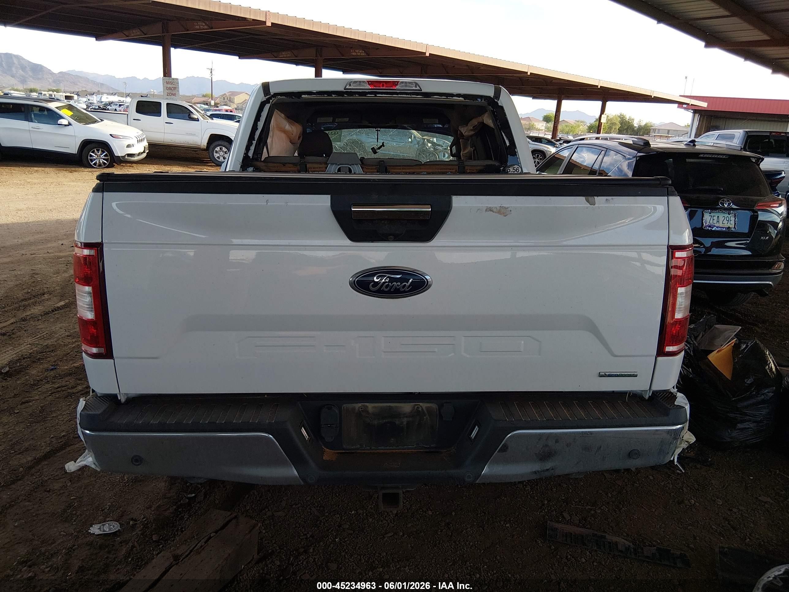 2018 Ford F-150 Xlt White vin: 1FTEW1EP2JKF57613
