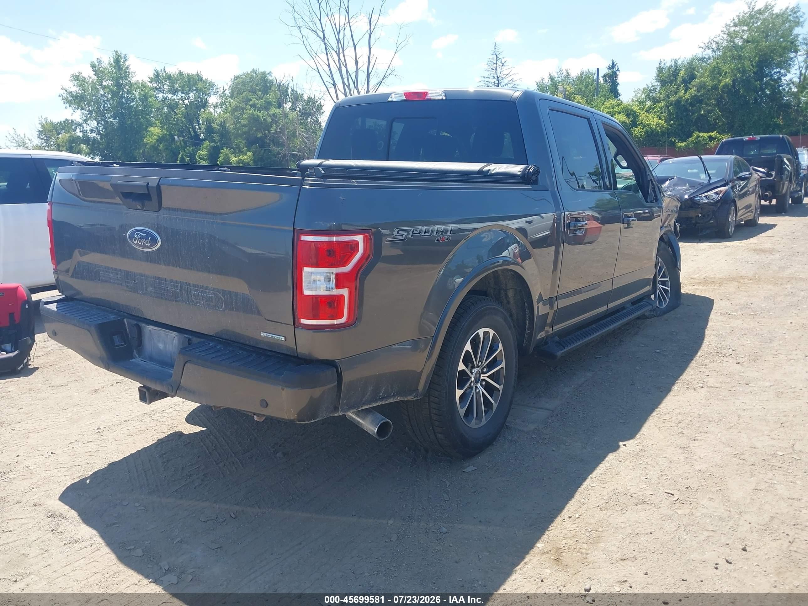 2019 Ford F-150 Xlt Gray vin: 1FTEW1EP2KFB61997