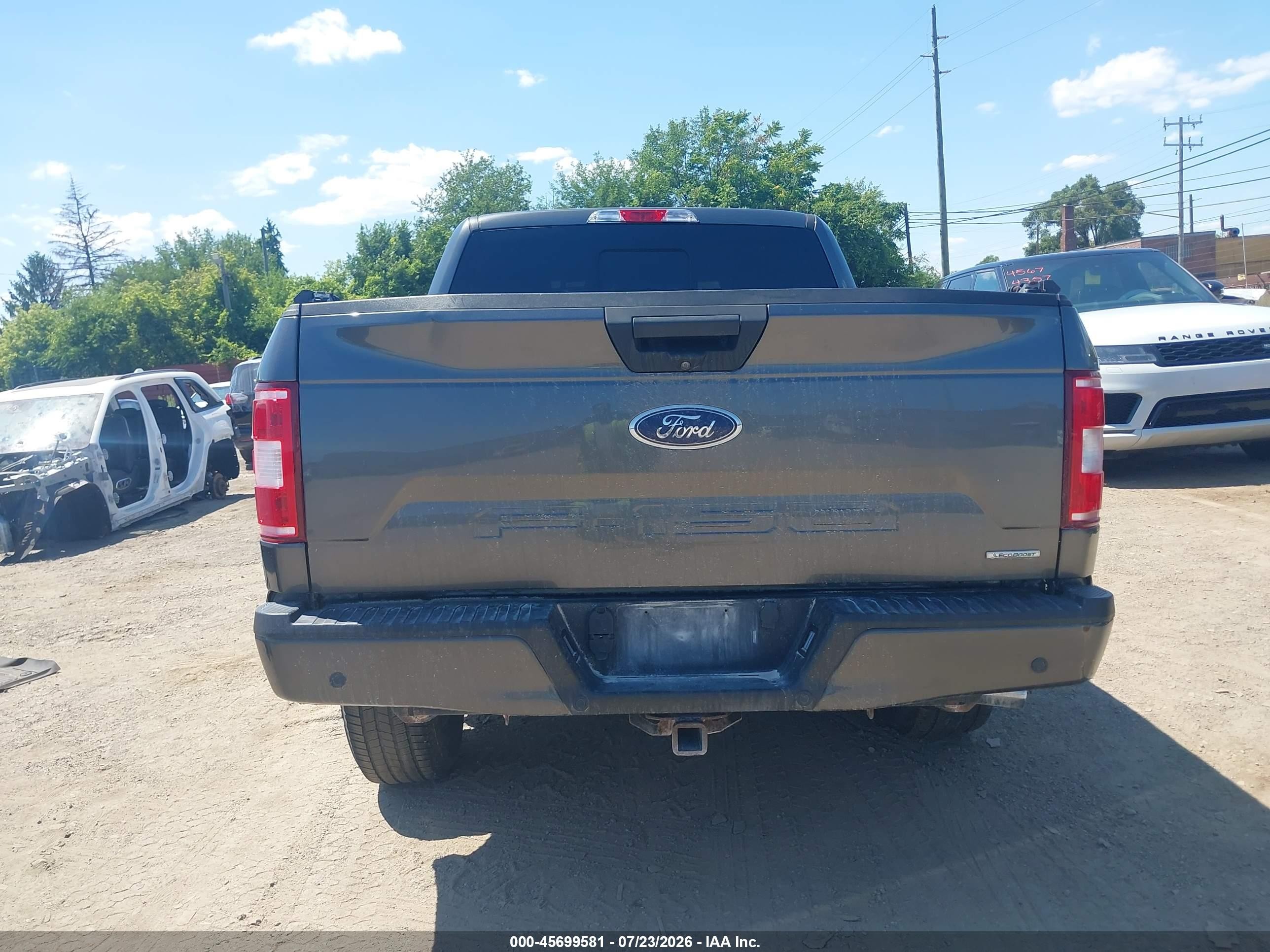2019 Ford F-150 Xlt Gray vin: 1FTEW1EP2KFB61997