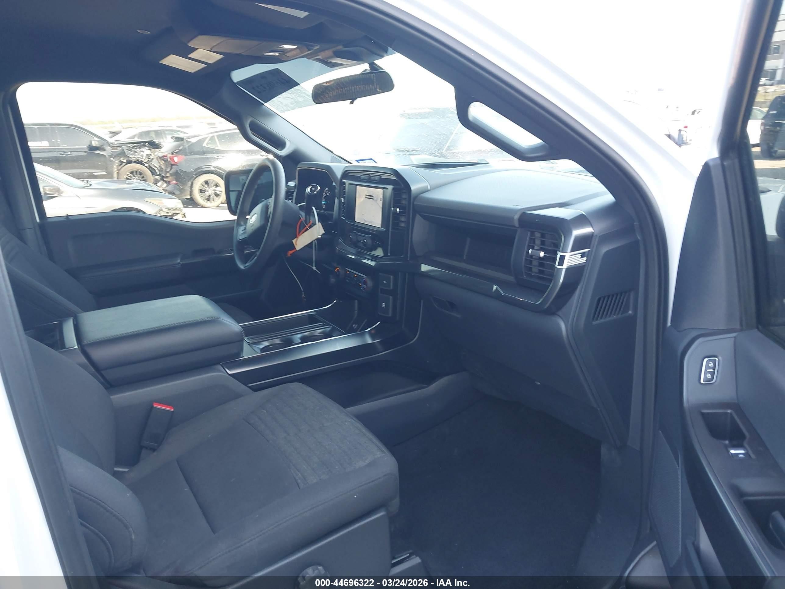 2023 Ford F-150 Xl Белый vin: 1FTEW1EP2PFC24197