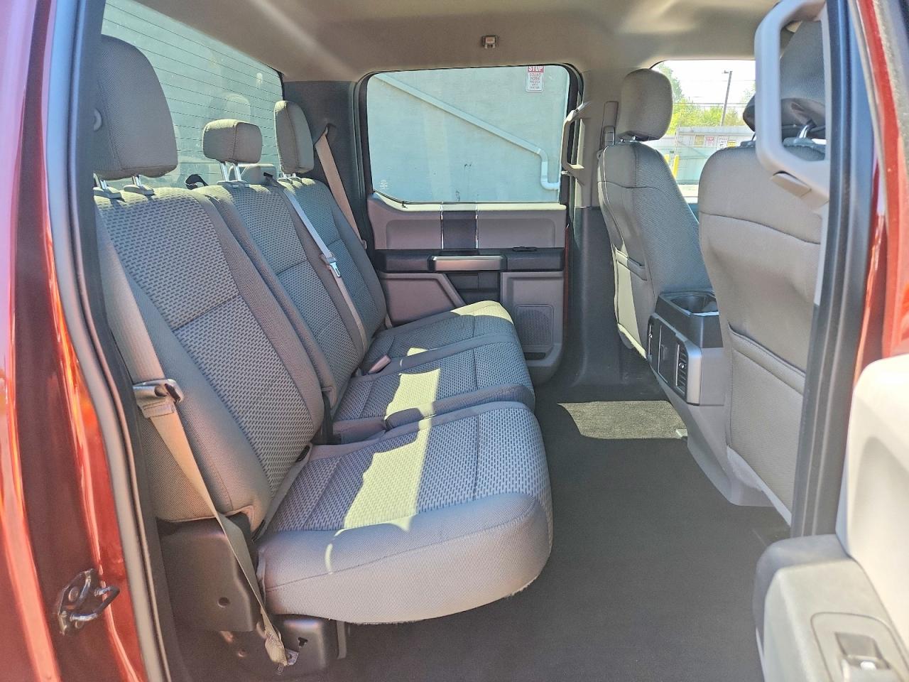 2015 Ford F150 Supercrew Burgundy vin: 1FTEW1EP3FFB21451