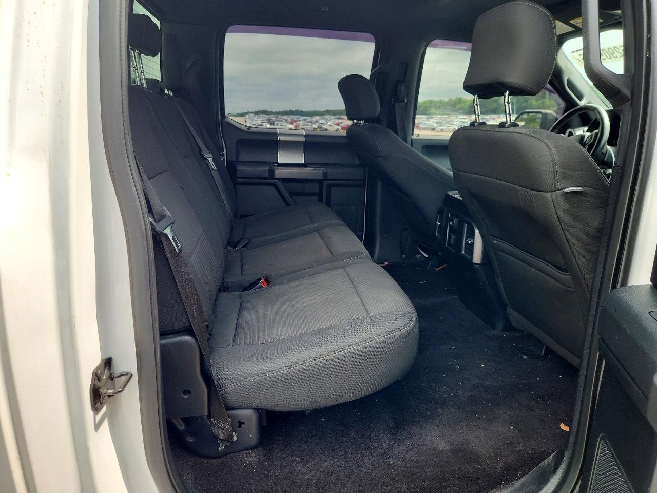 2015 Ford F150 Supercrew White vin: 1FTEW1EP3FFC62195