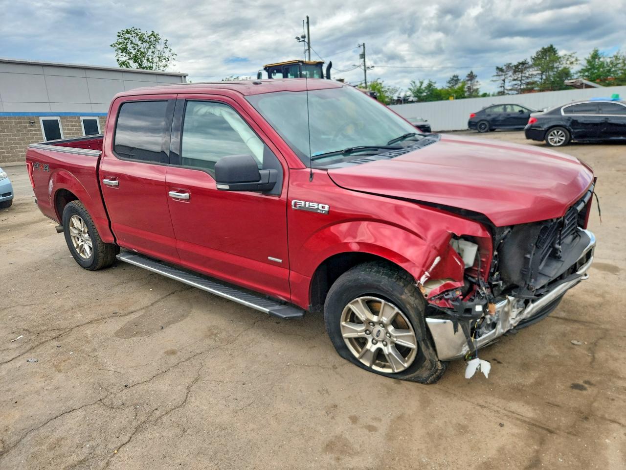 2015 Ford F150 Red vin: 1FTEW1EP3FFC82642